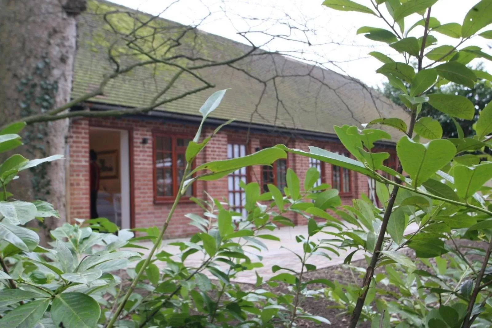Twin Room with Lake View in Donnington Grove