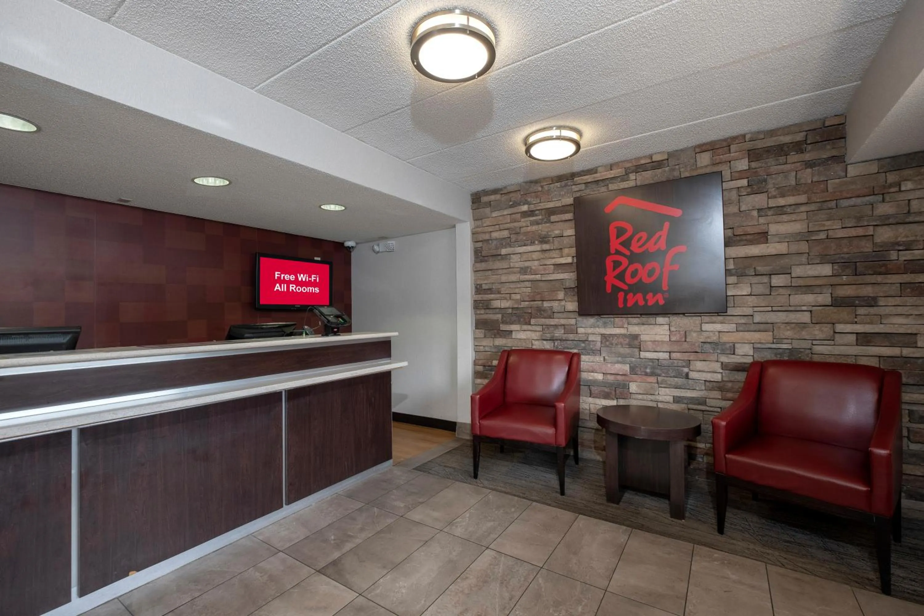 Lobby or reception in Red Roof Inn Washington DC-Lanham
