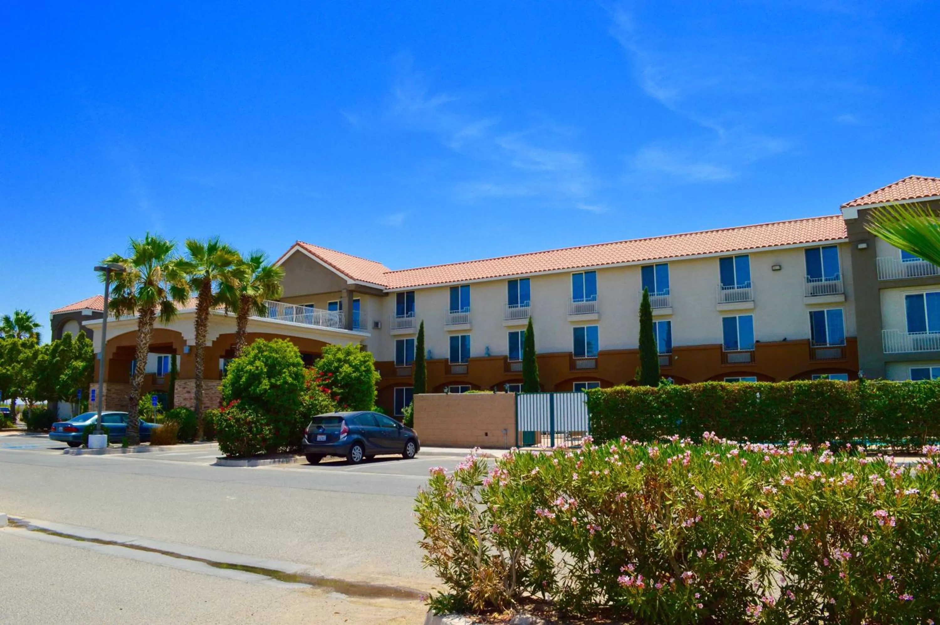 Property Building in Holiday Inn Express Calexico, an IHG Hotel