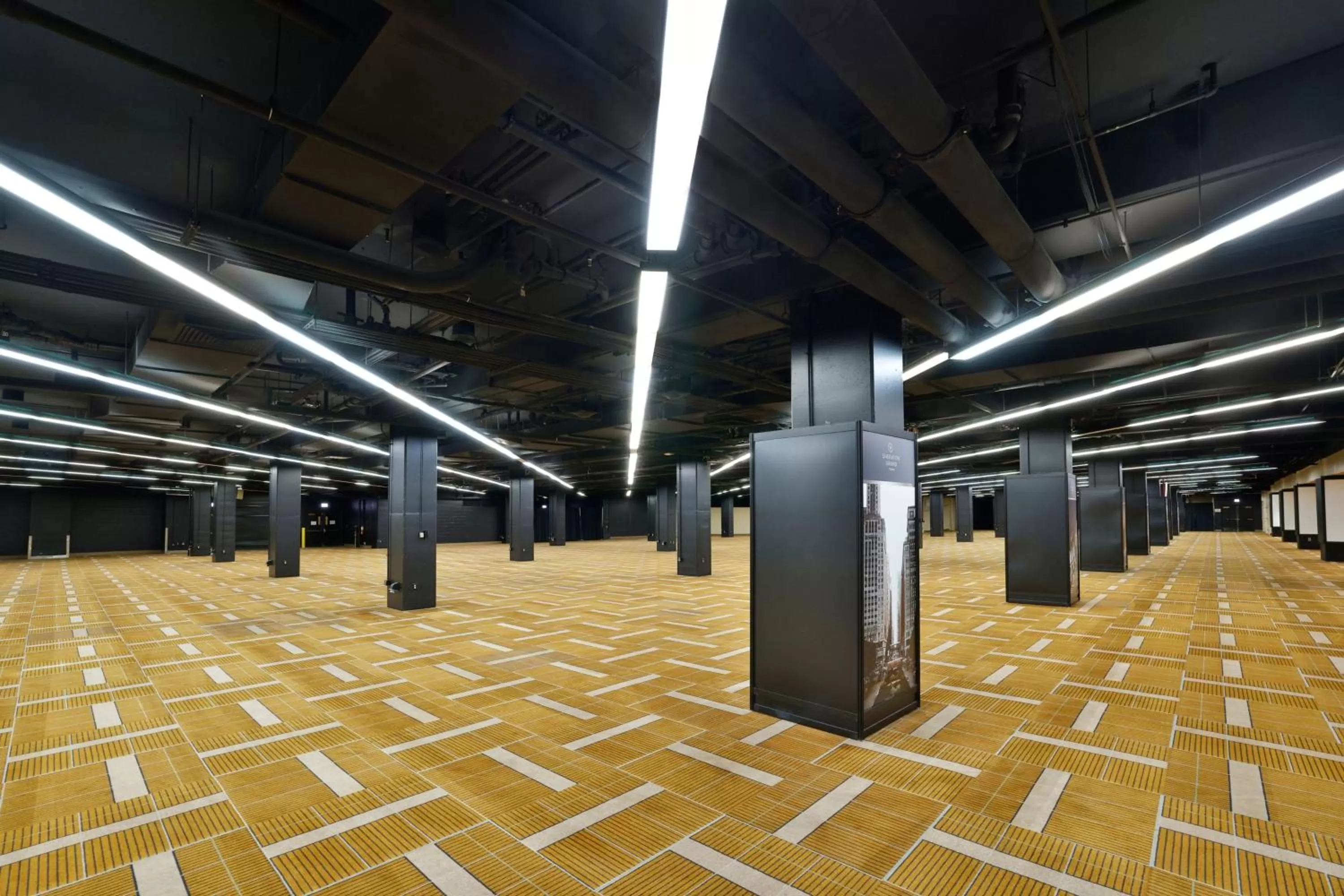 Meeting/conference room in Sheraton Grand Chicago Riverwalk