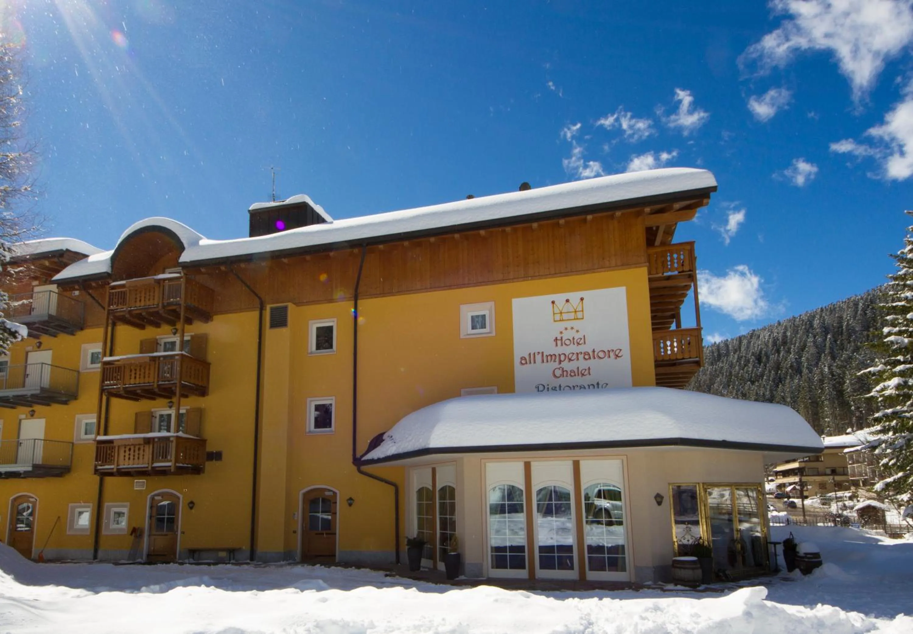 Facade/entrance in Hotel Chalet all'Imperatore