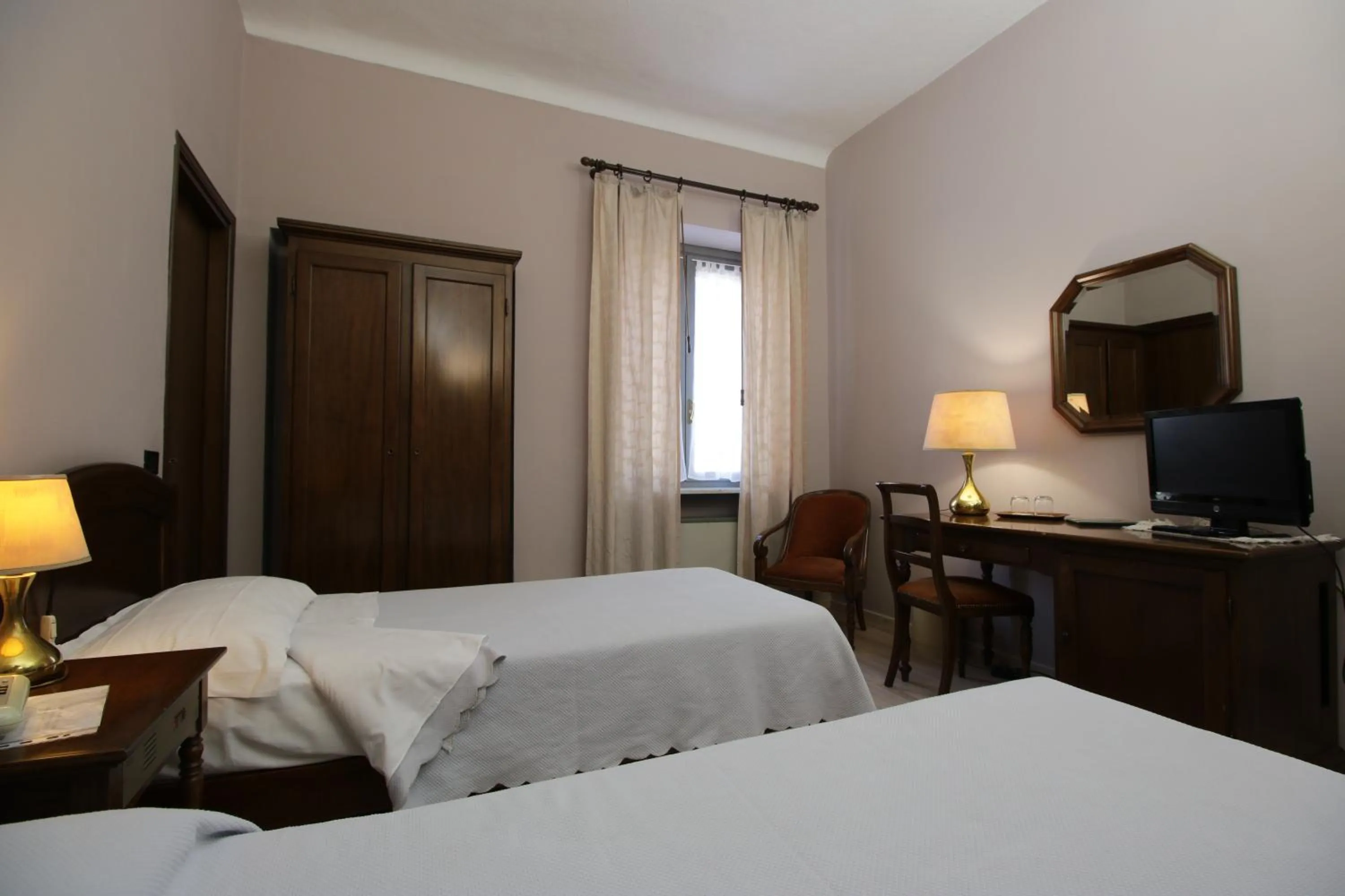 Bedroom, Bed in Il Giardinetto