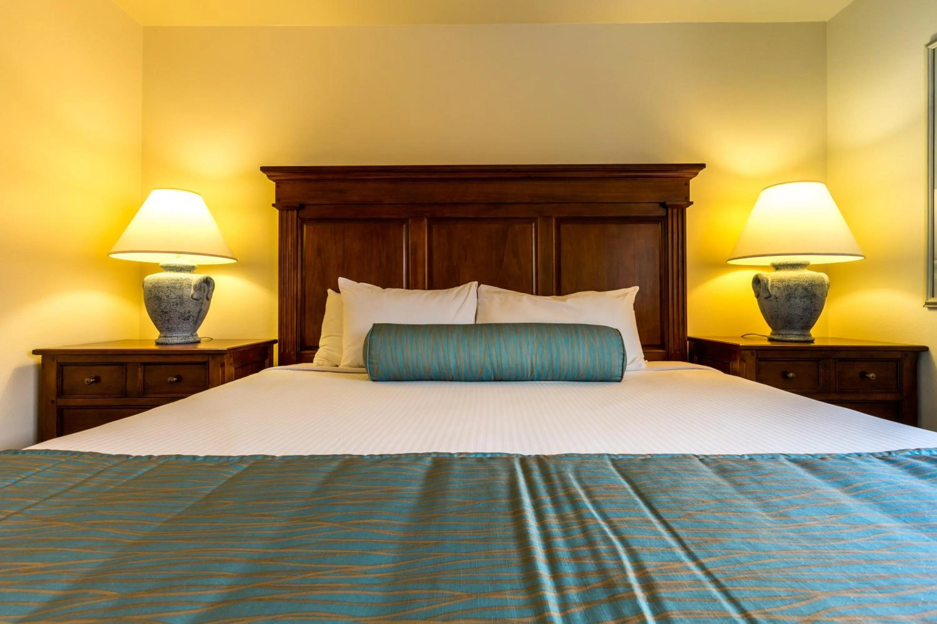 Two-Bedroom Suite in Channel Island Shores