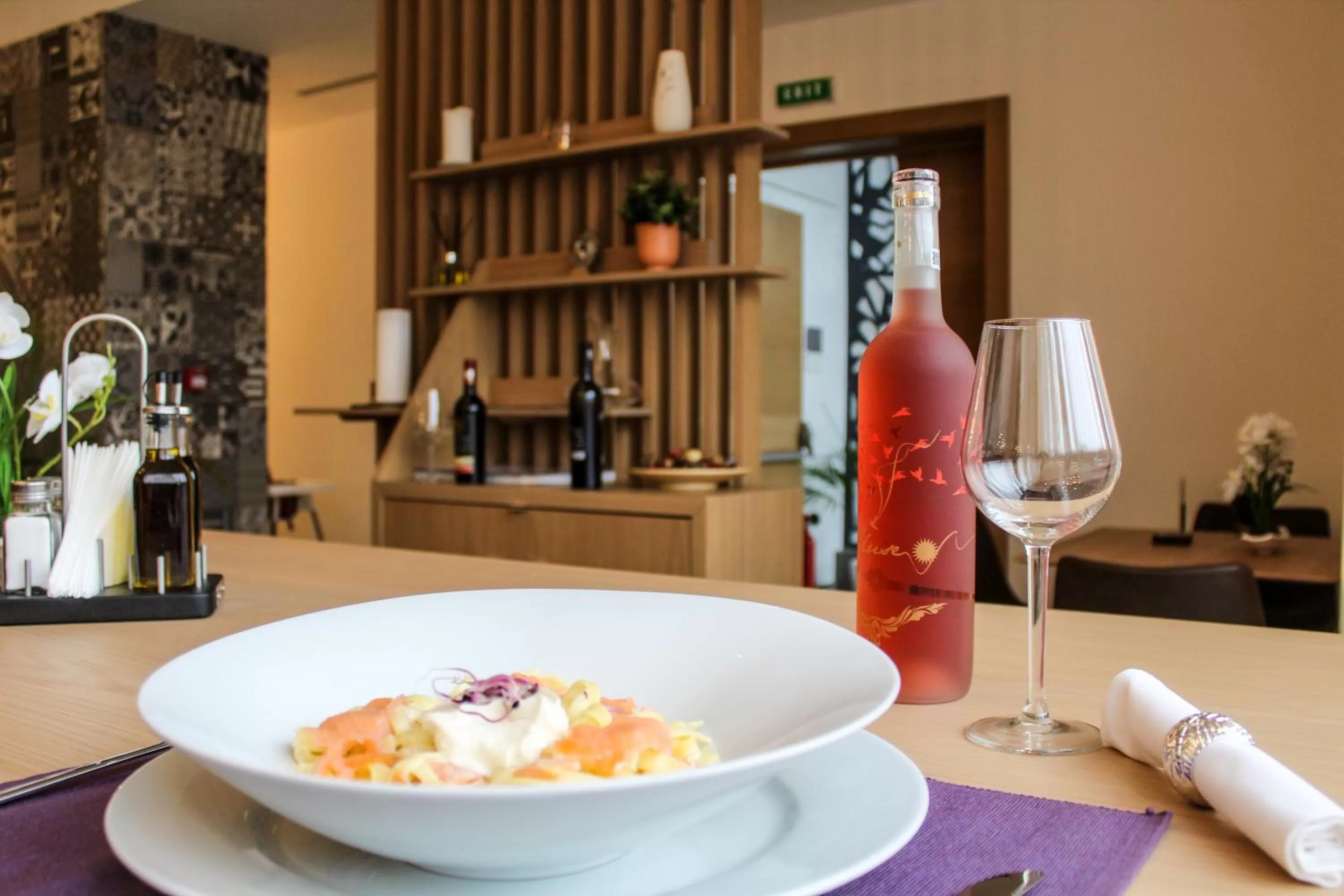 Food and drinks in Hotel Avenue - Avenue Hotels