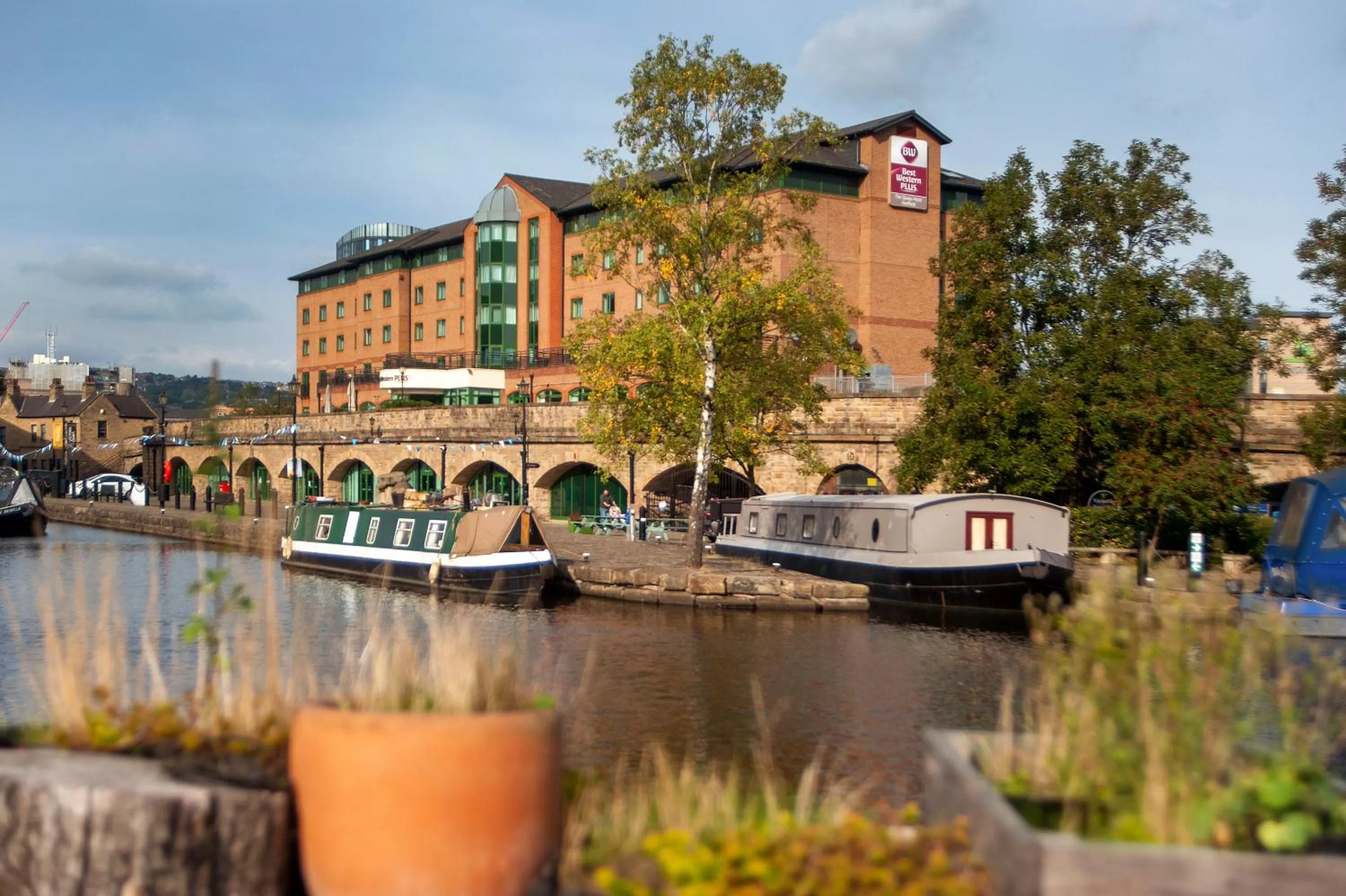 Property building in Best Western Plus The Quays Hotel Sheffield