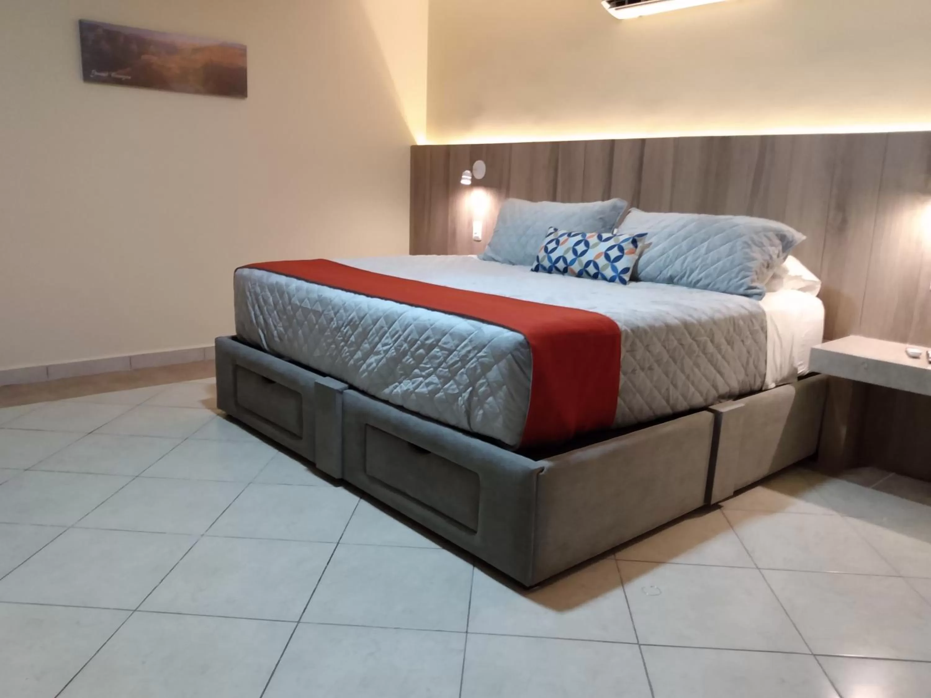 Photo of the whole room, Bed in EXECUTIROOMS VERACRUZ