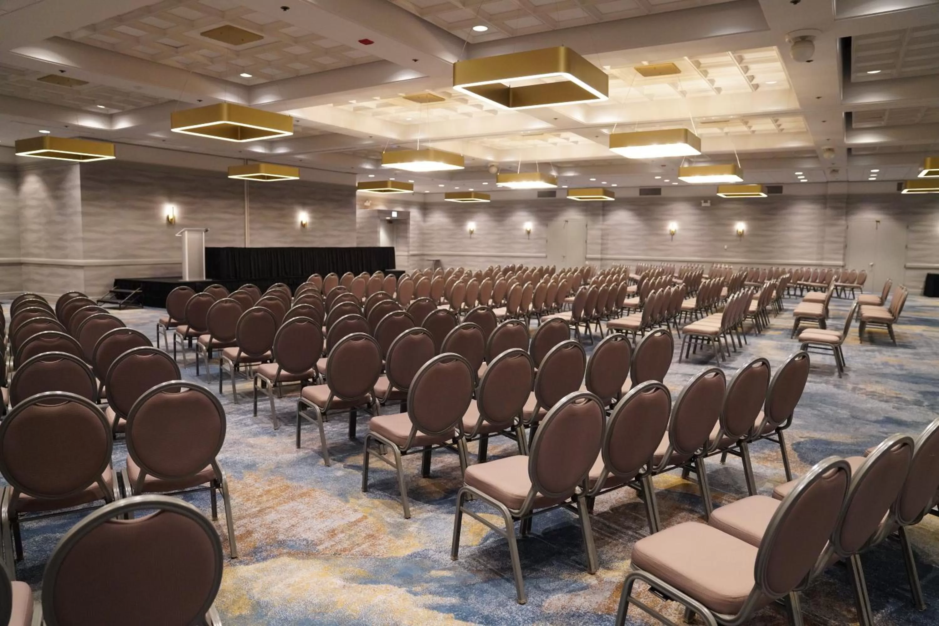 Meeting/conference room in voco Chicago Downtown - Riverwalk by IHG