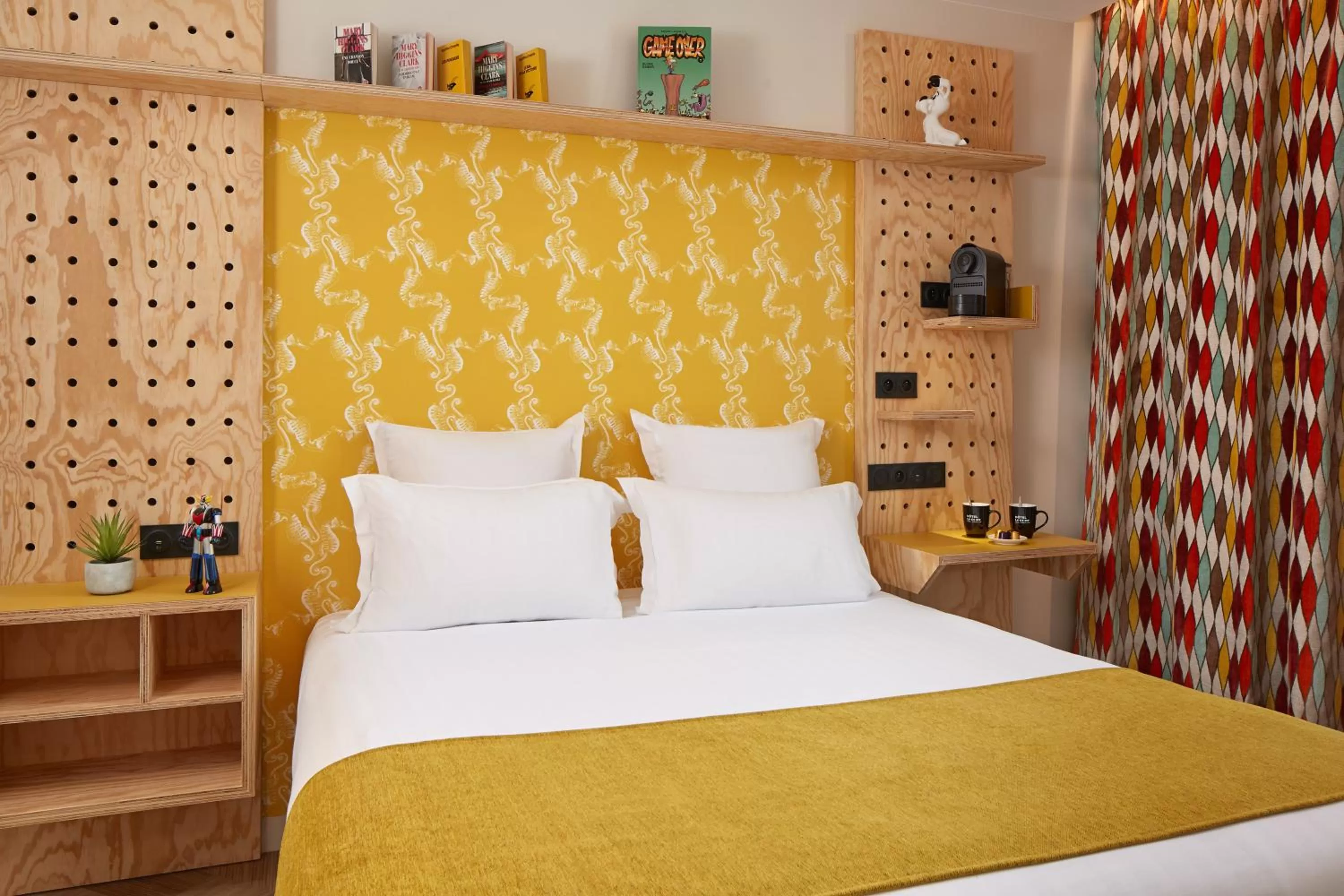 Bed in Hotel Locomo - Gare de Lyon Bastille