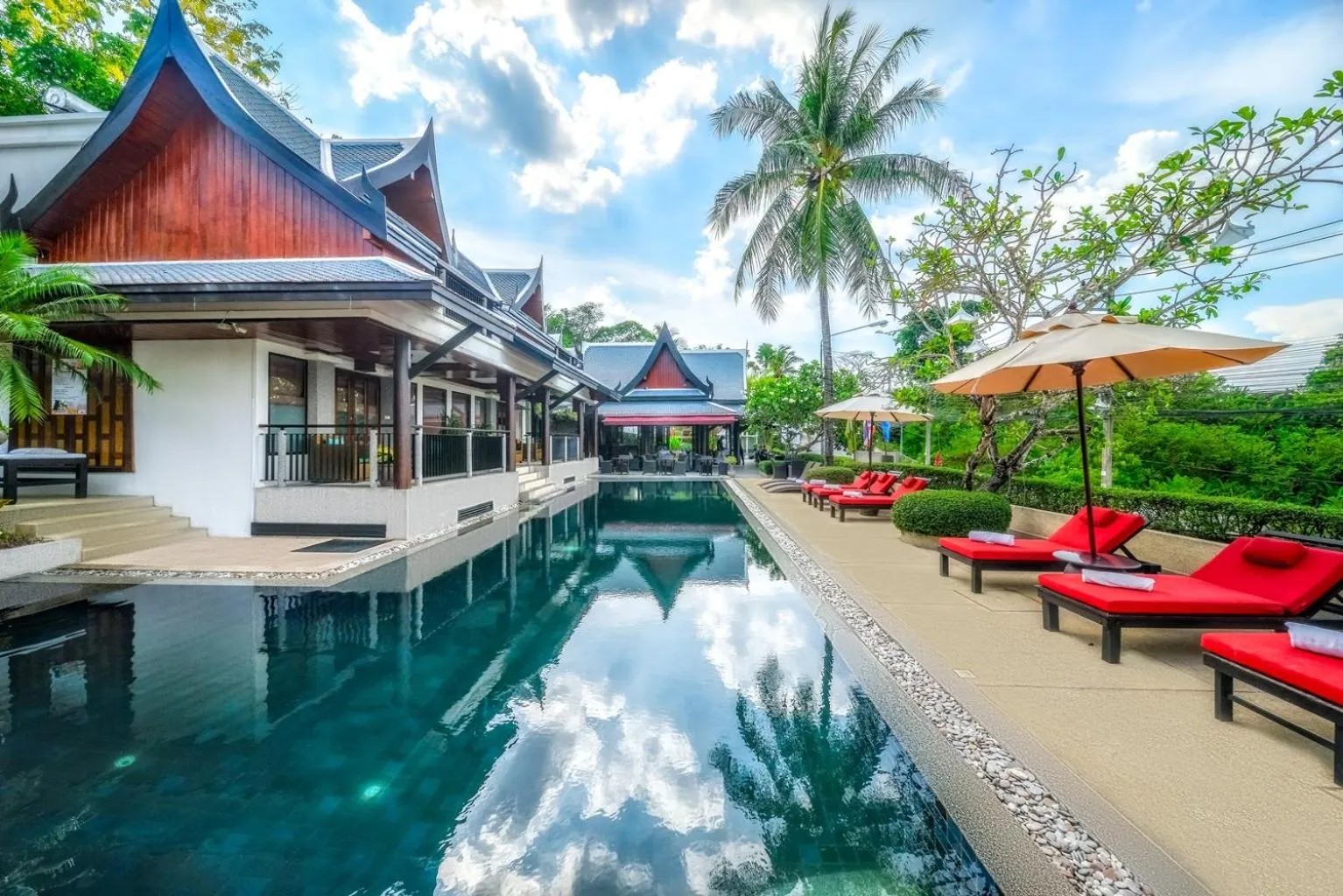 Swimming pool in Baan Yin Dee Boutique Resort Phuket - SHA Plus
