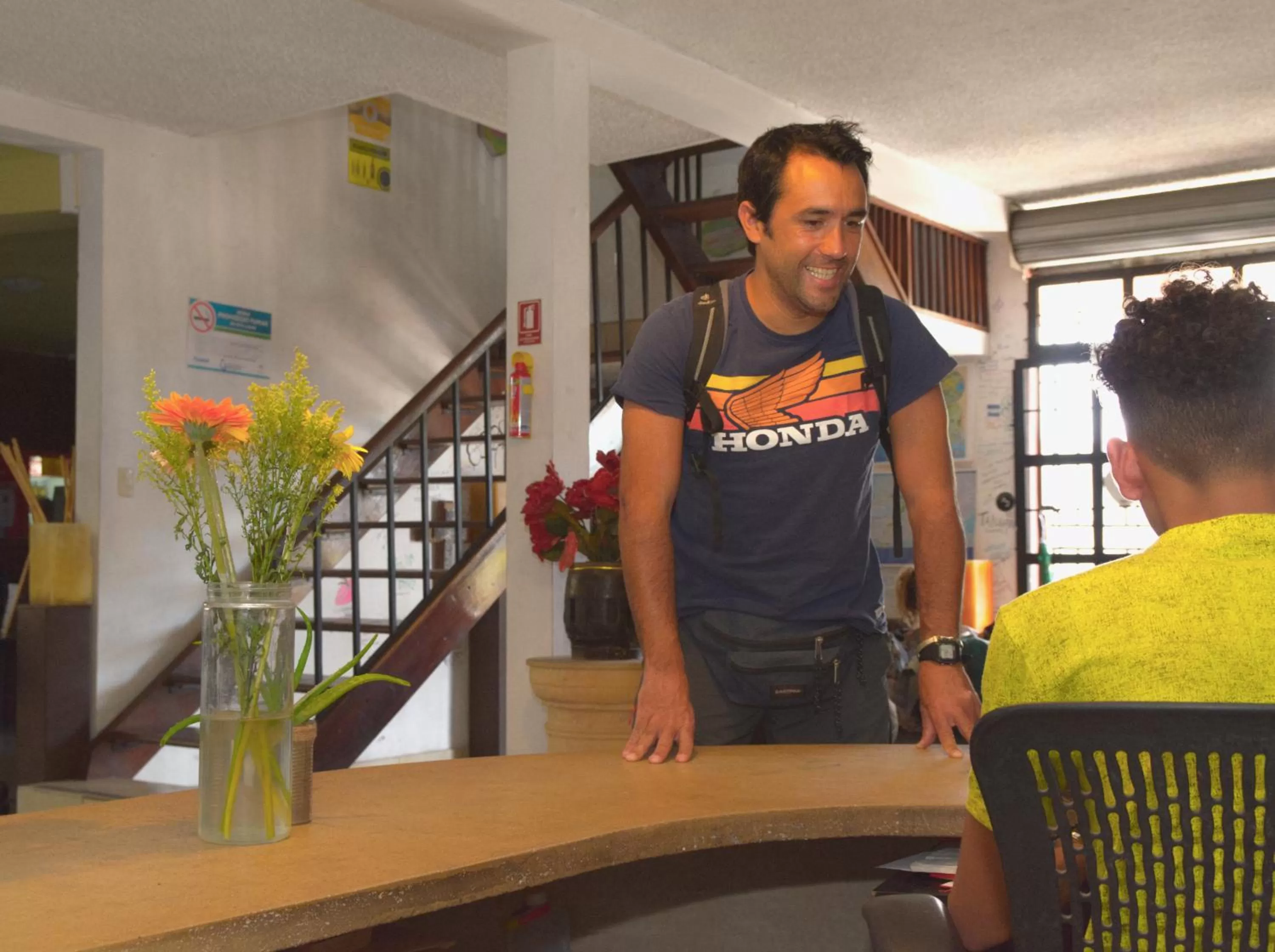 Lobby/Reception in La Zona Hostel