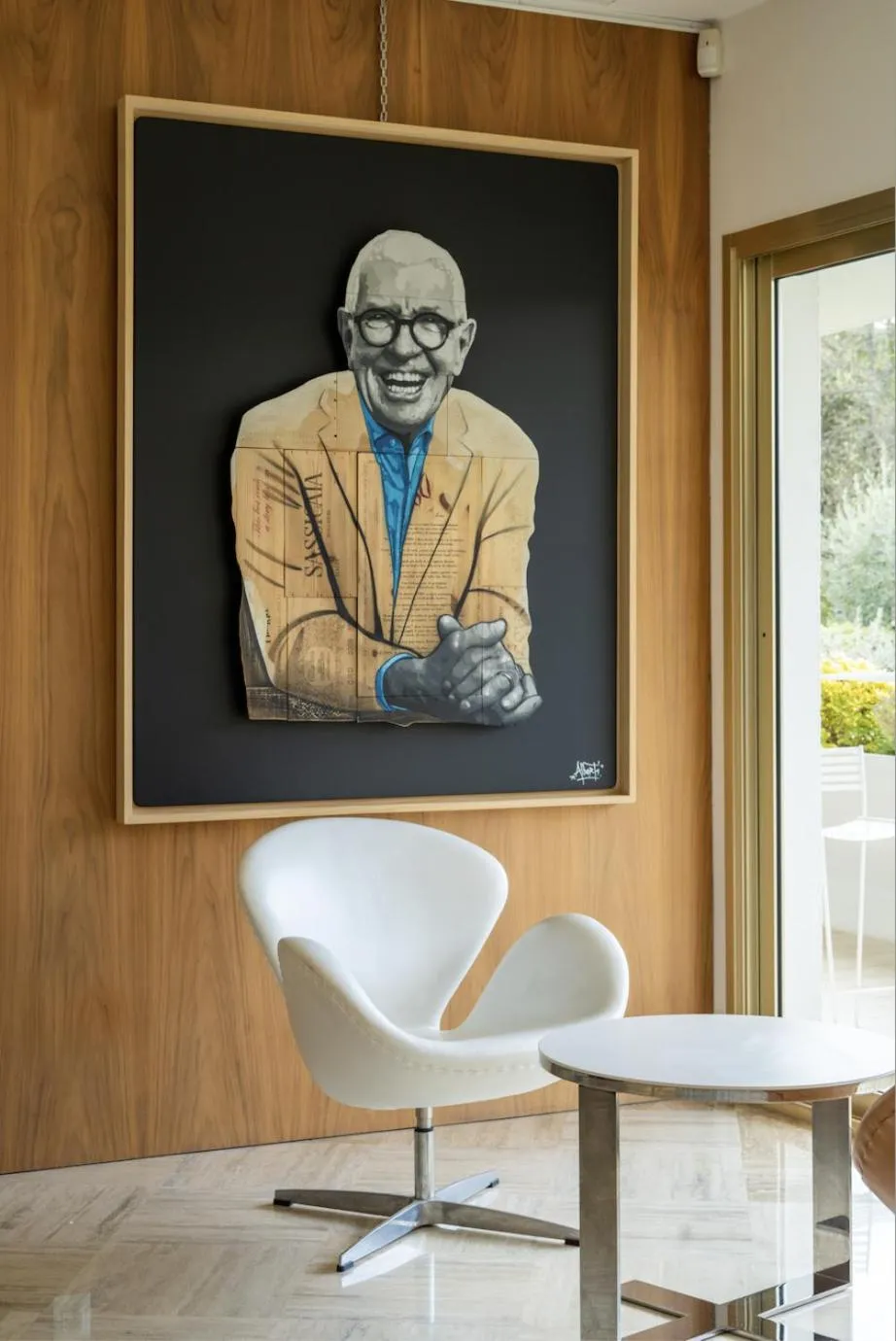 Decorative detail in Hotel Restaurant La Vague de Saint Paul