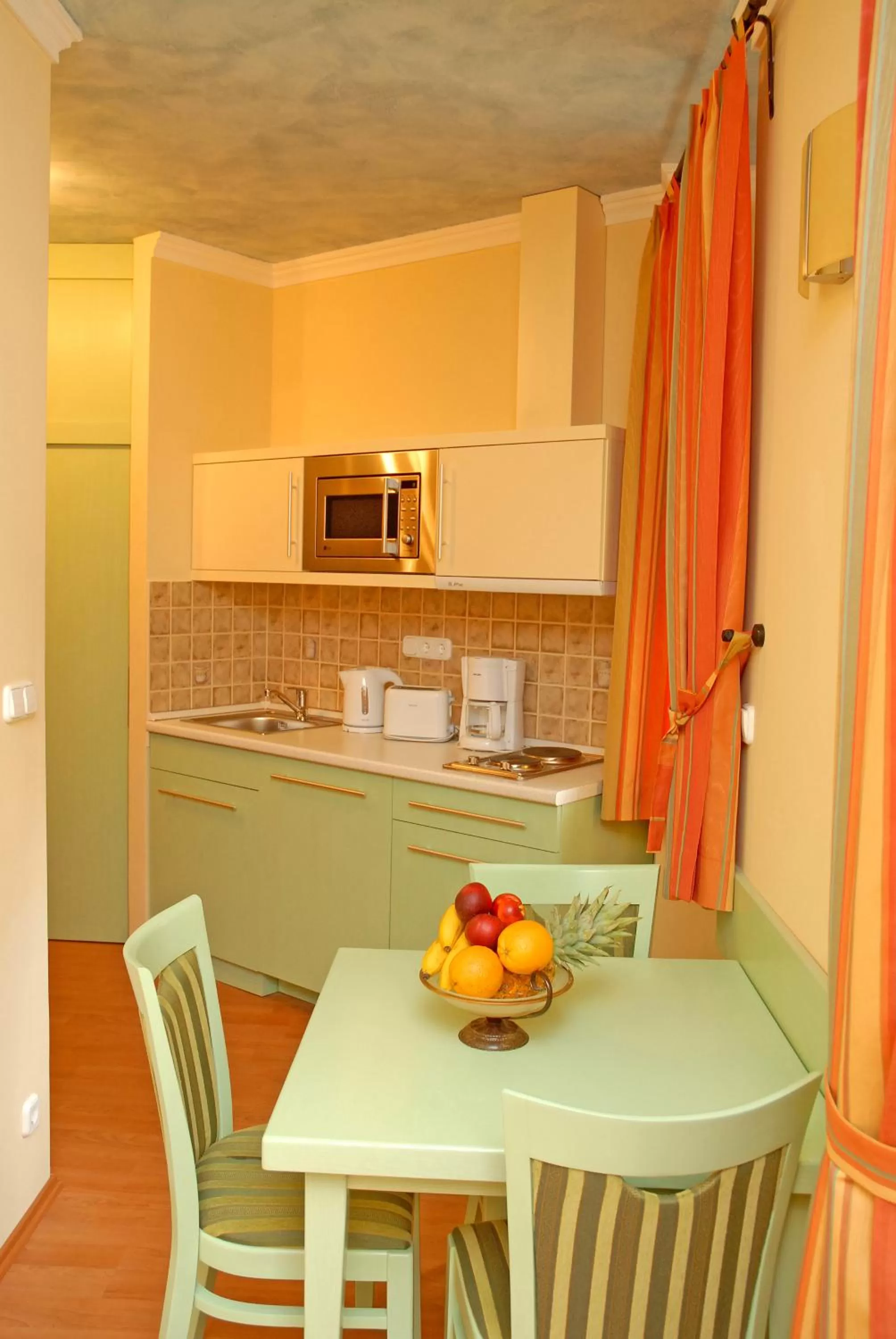 Coffee/tea facilities in Hotel Kalma, Kalma Villa, Apart Hotel