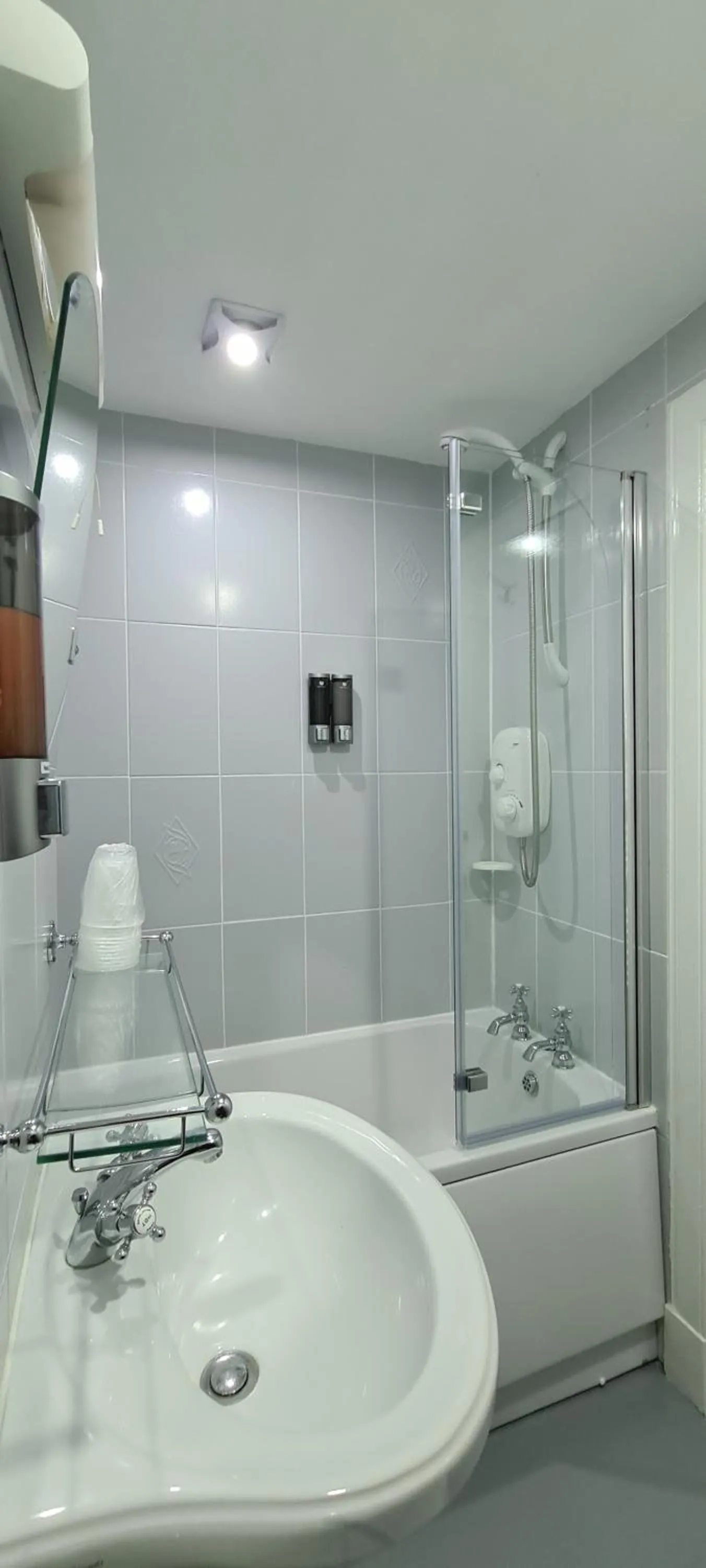 McInnes House rooms with breakfast