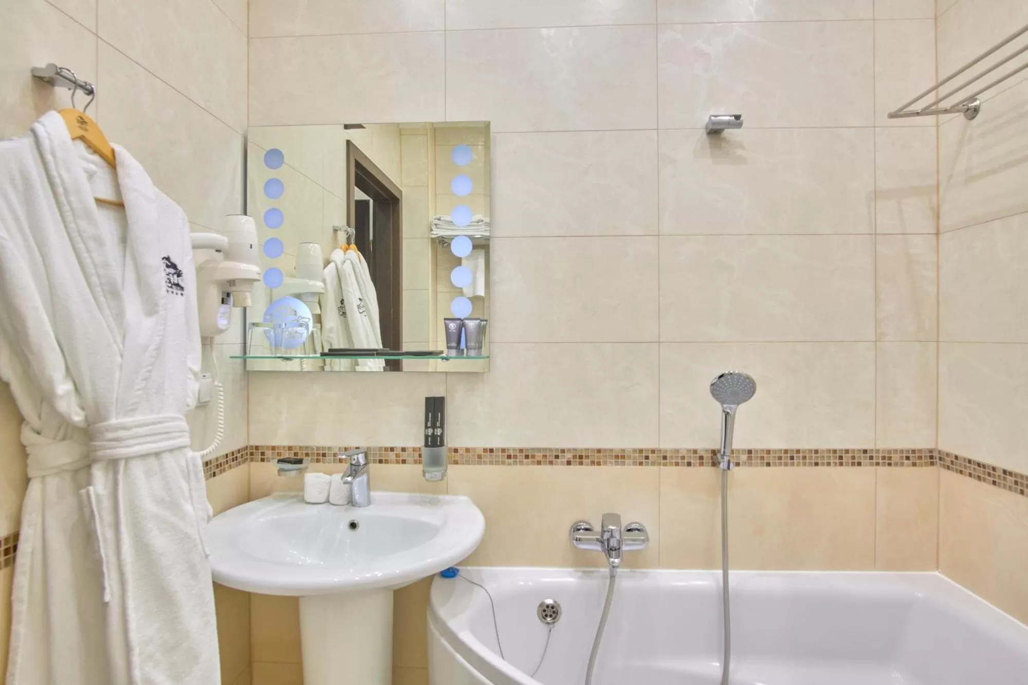 Bathroom in Hotel & Spa NEMO with dolphins