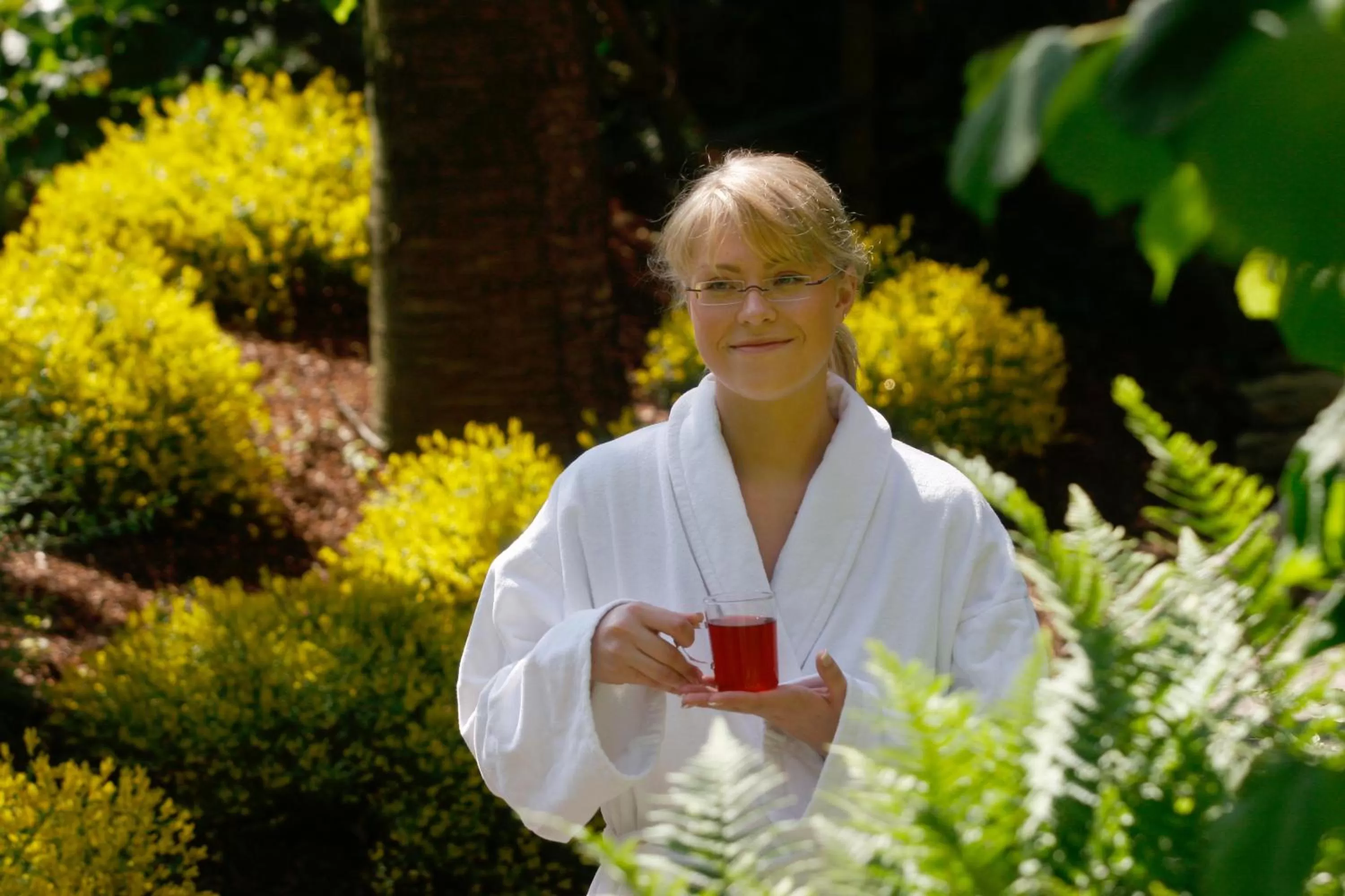 Garden view, Staff in Wellness Hotel Harms