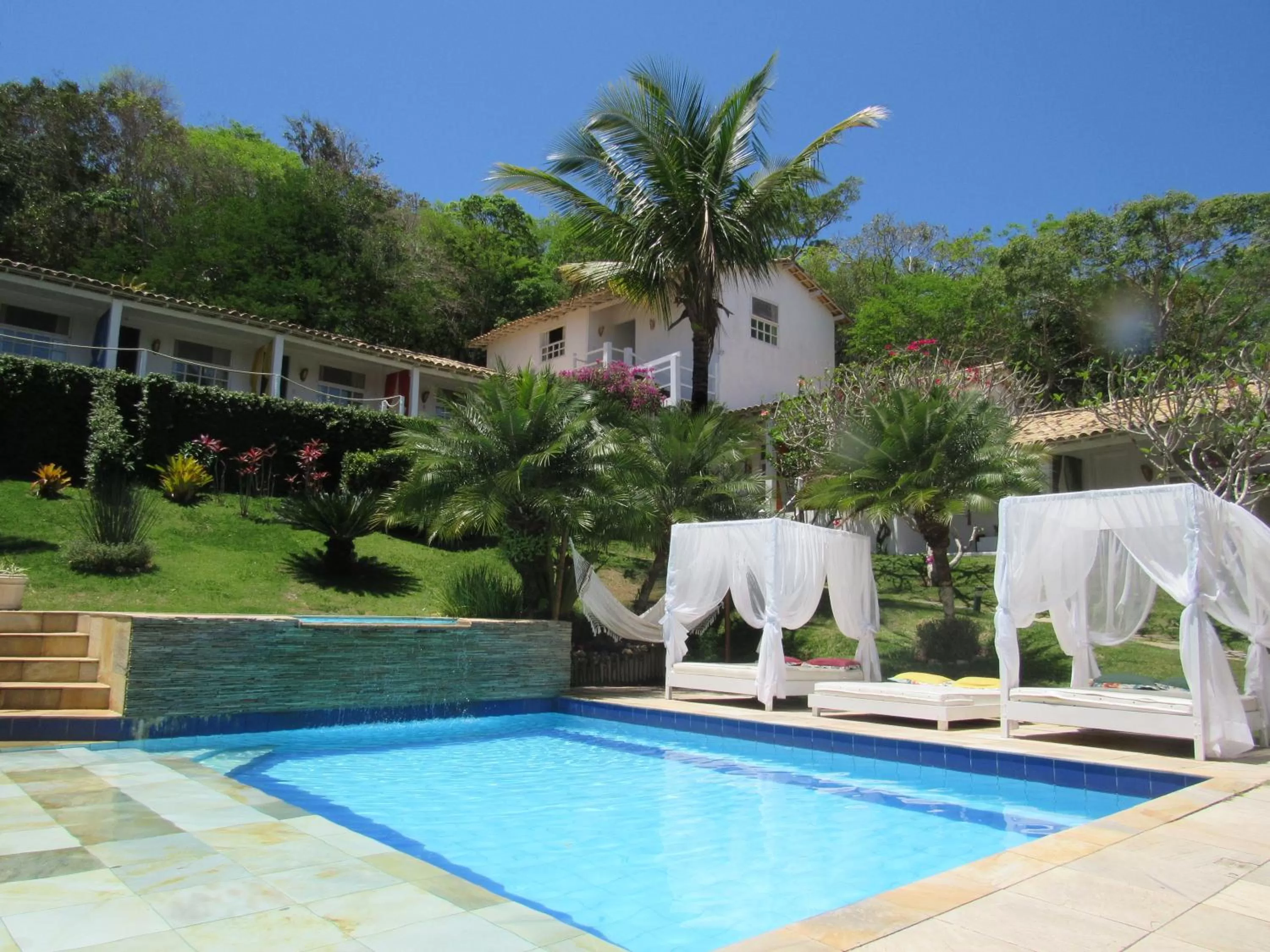 Swimming pool in Pousada Bucaneiro
