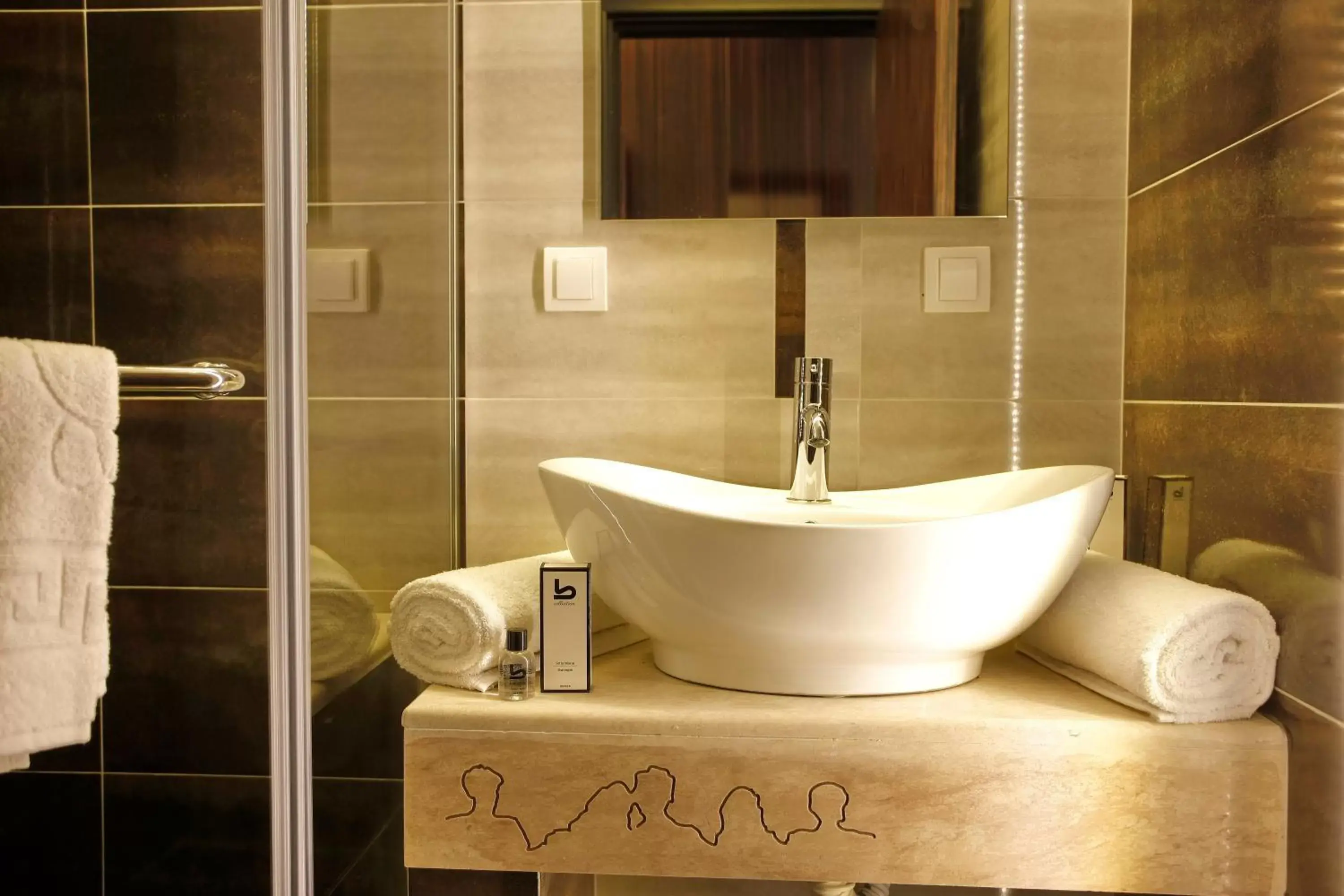 Triple Room in Hotel Theater Belgrade Triple Room in Hotel Theater Belgrade