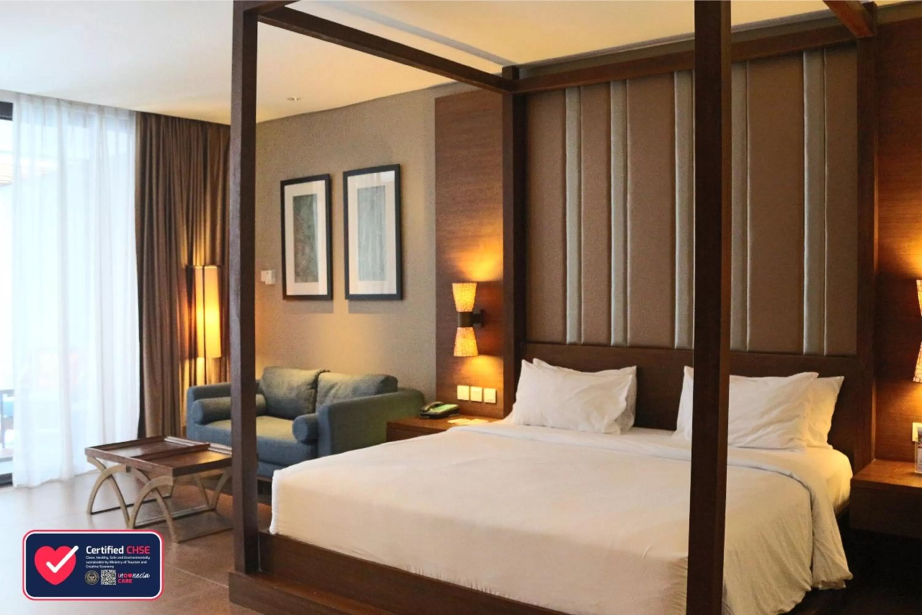 Bedroom, Bed in The Luxton Cirebon Hotel and Convention