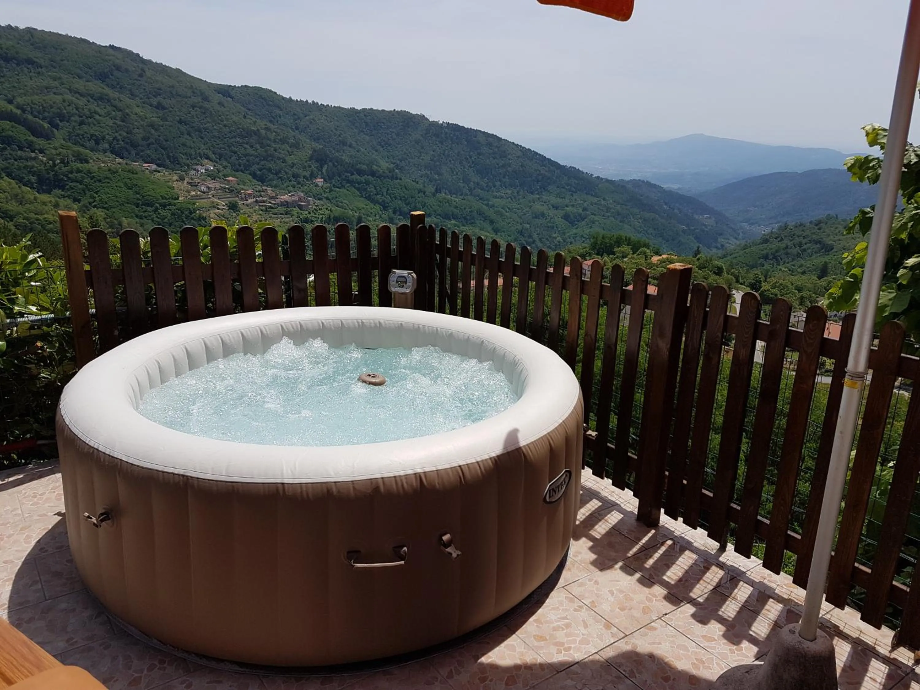 Hot Tub in Amelia Hotel