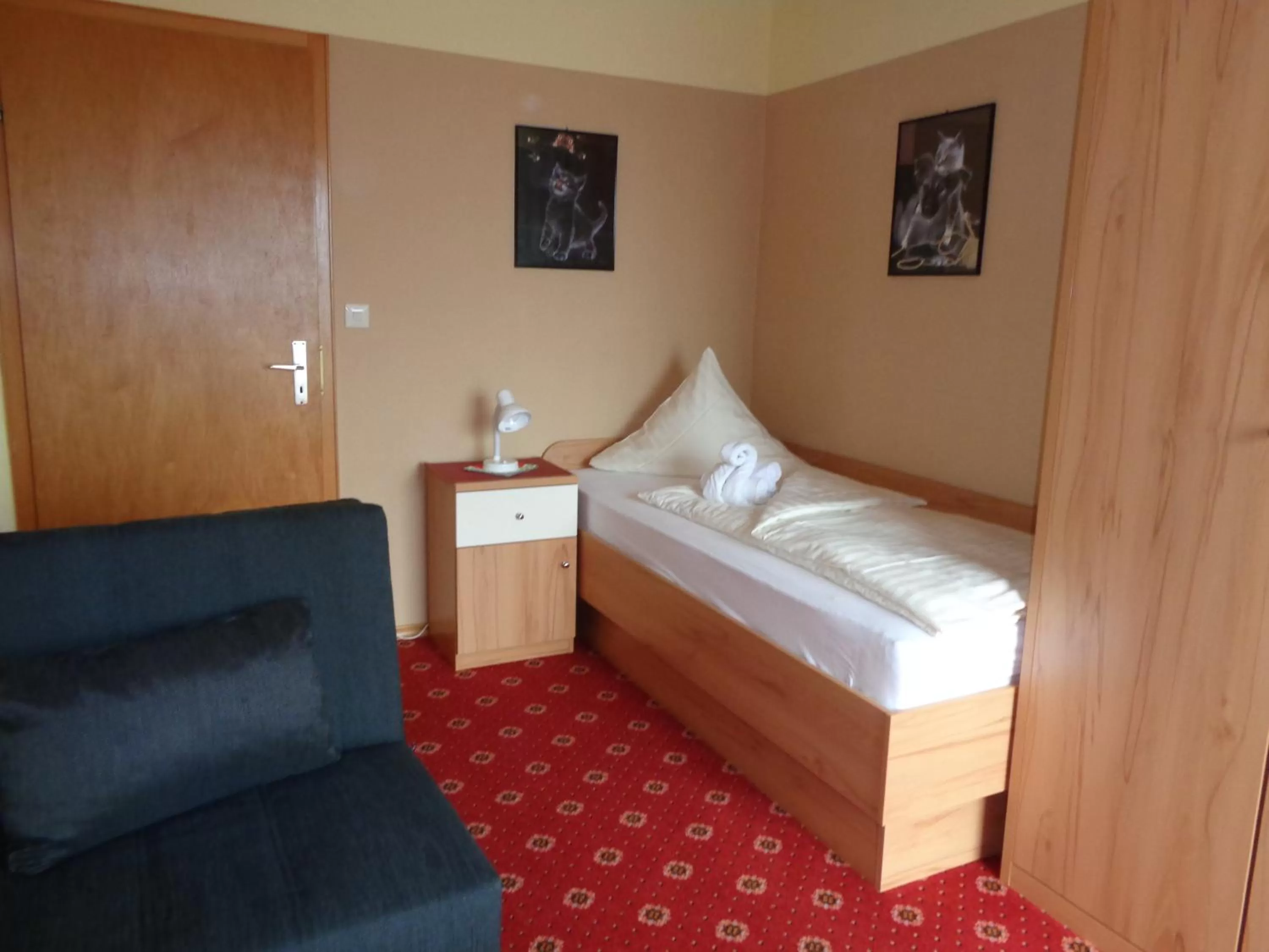 Bed in Hotel "Haus am Berg"