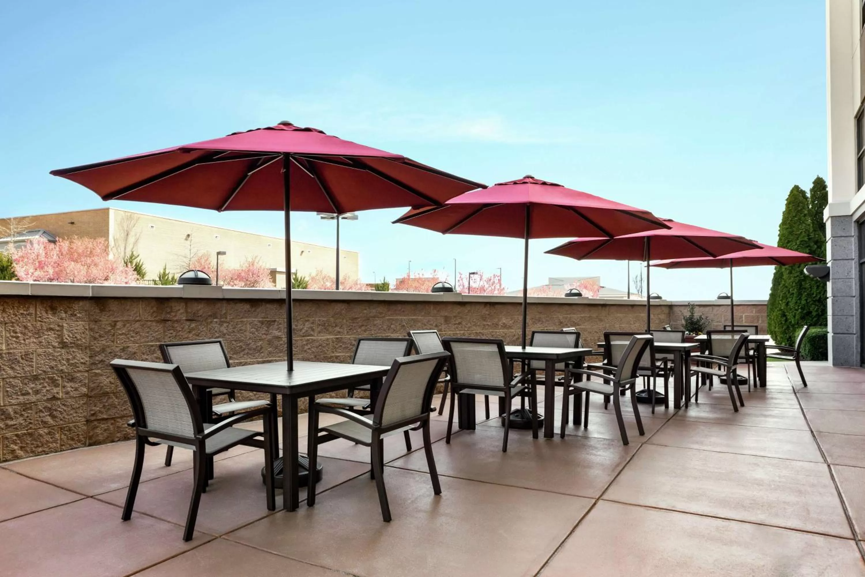 Patio in Hampton Inn & Suites Frederick/Fort Detrick