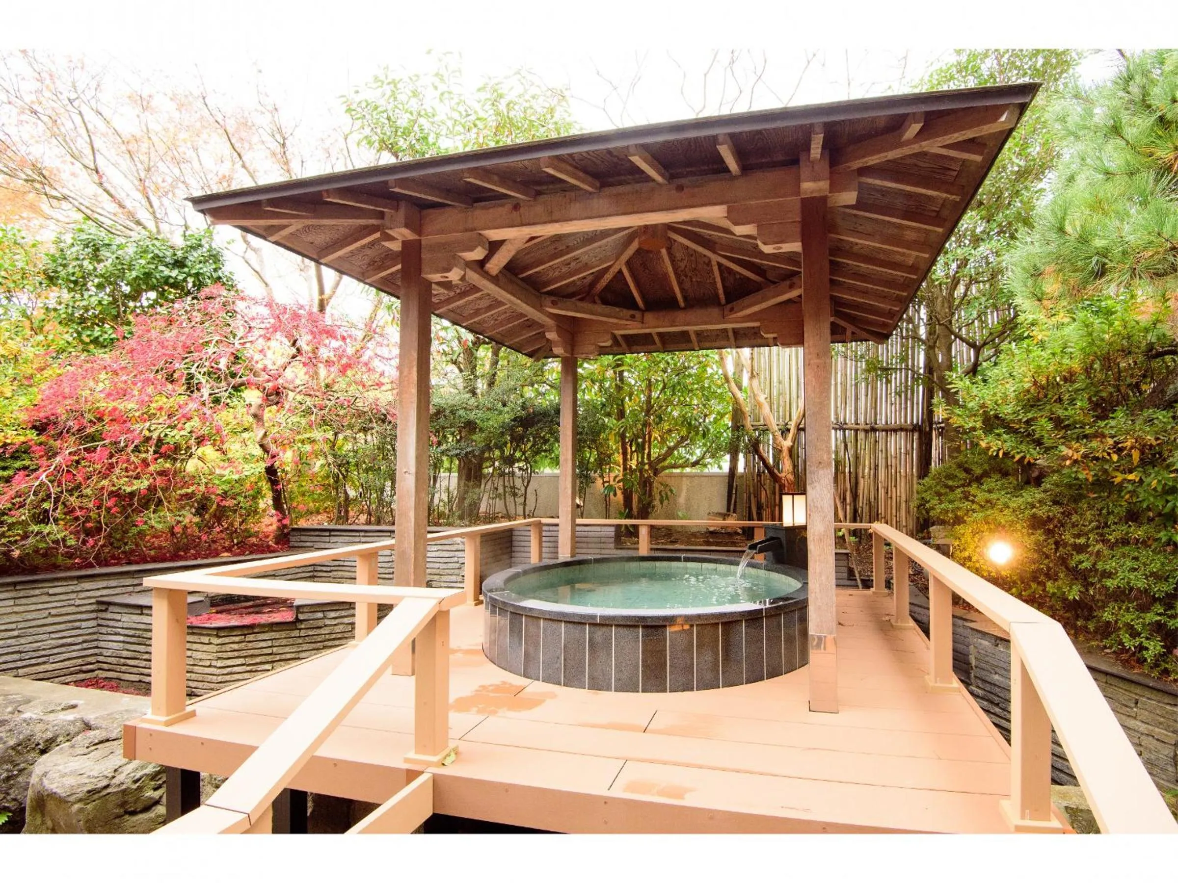 Open Air Bath in Shintomi-tei