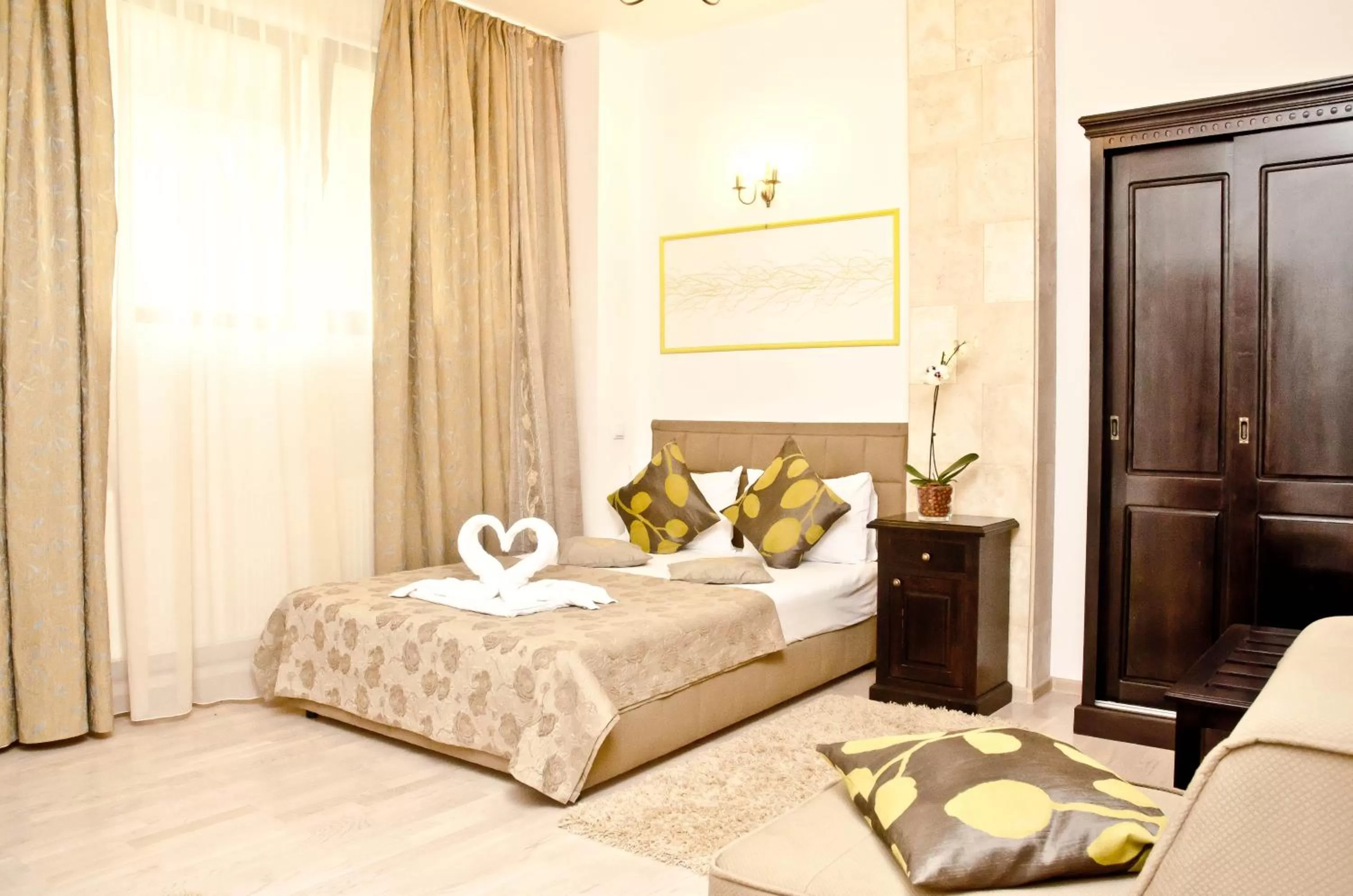 Photo of the whole room, Bed in Hotel Belleville