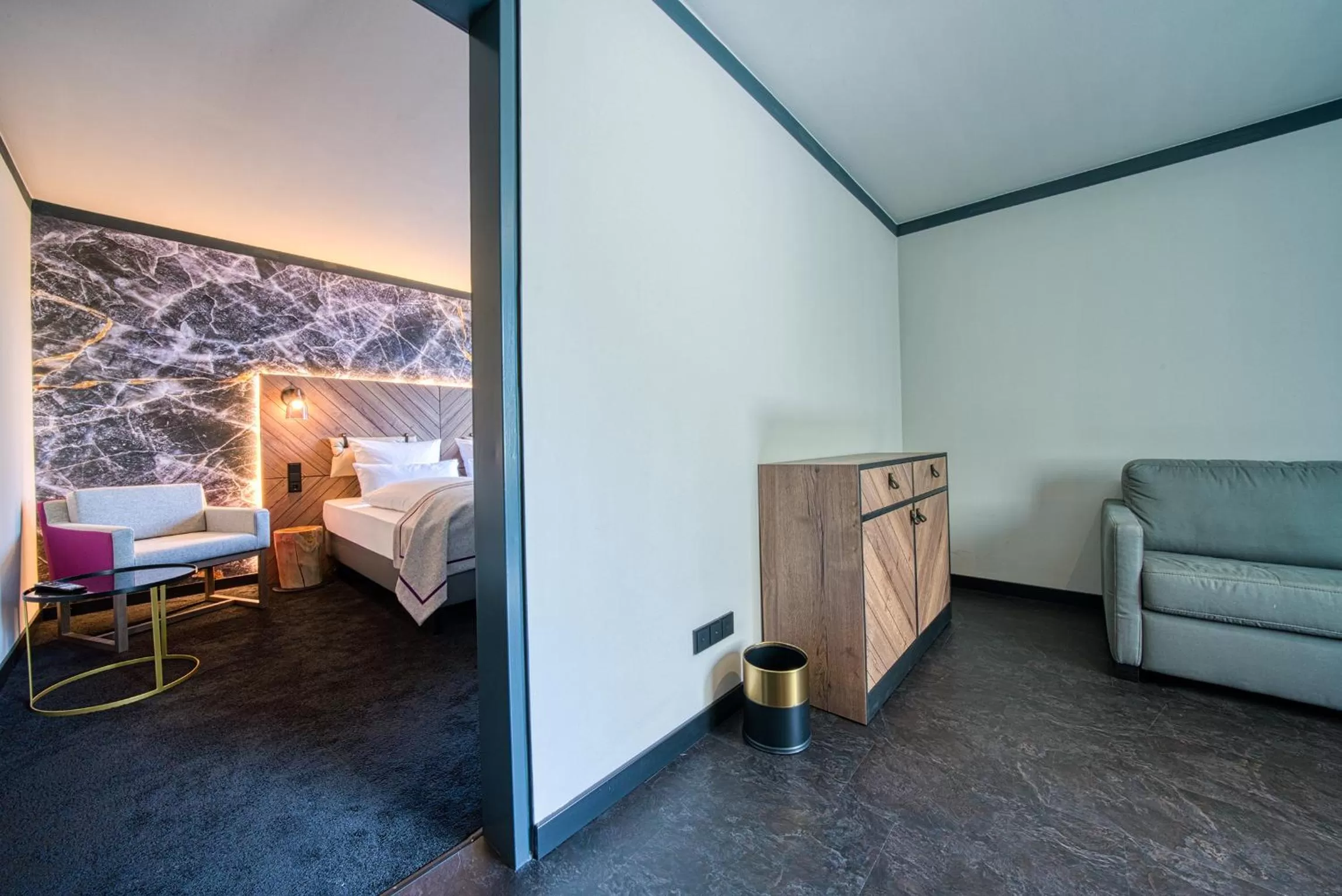 Photo of the whole room, Bed in FourSide Hotel Salzburg Messe, Trademark Collection by Wyndham