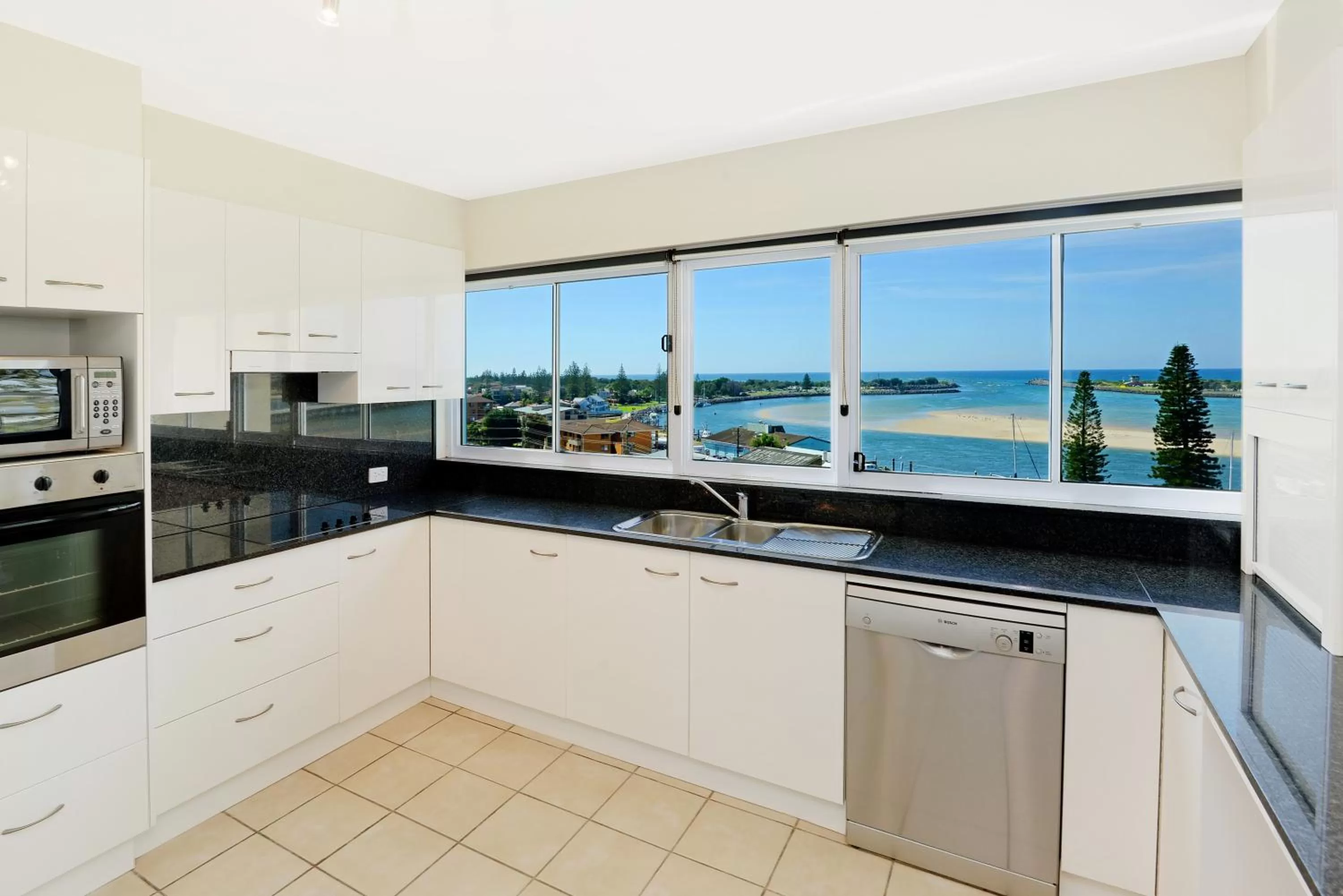 Shower, Kitchen/Kitchenette in Sunrise Luxury Apartments