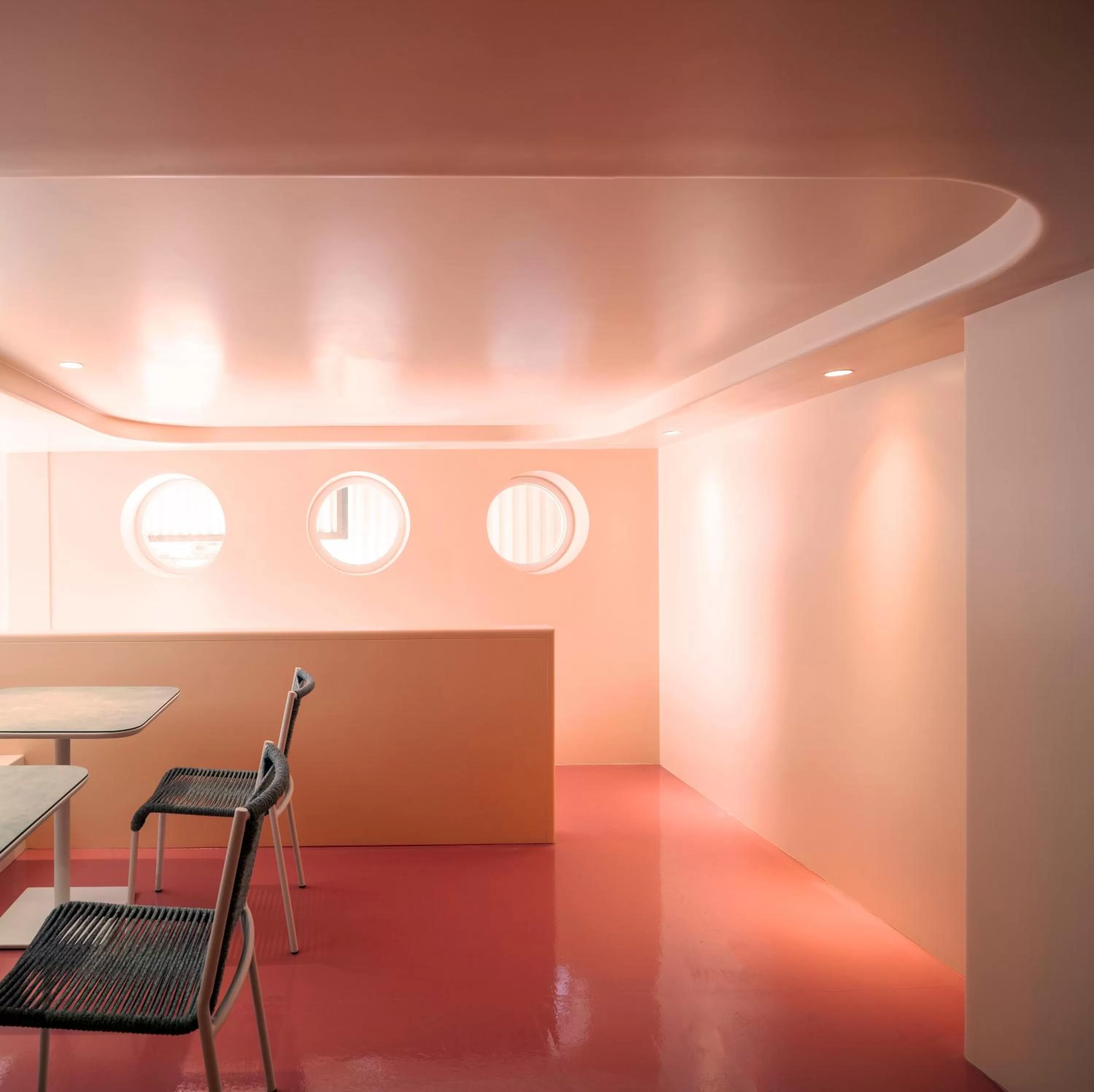 Dining area in Bonsai Hotel Bangkok