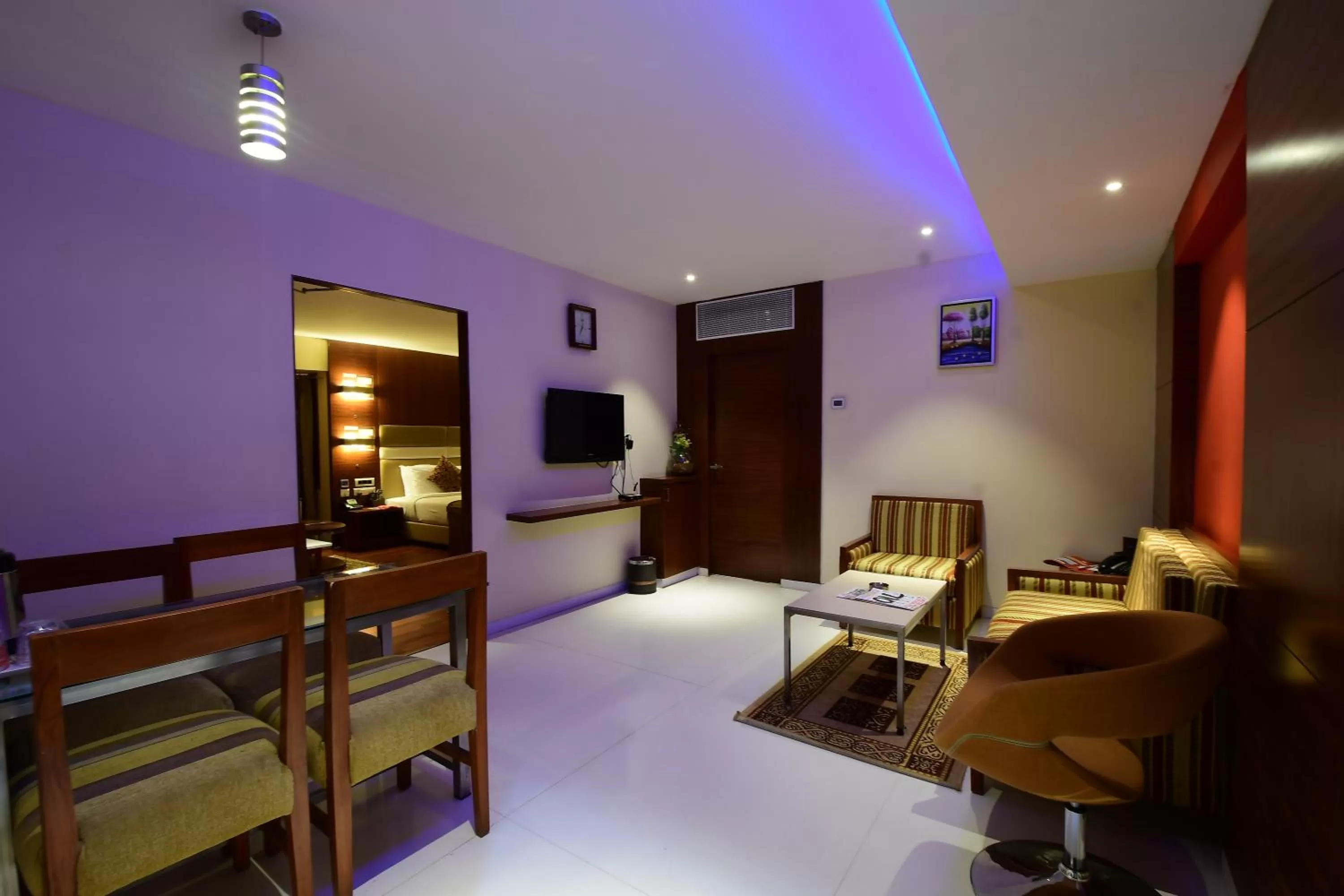 Living room, Bed in Hotel Daspalla