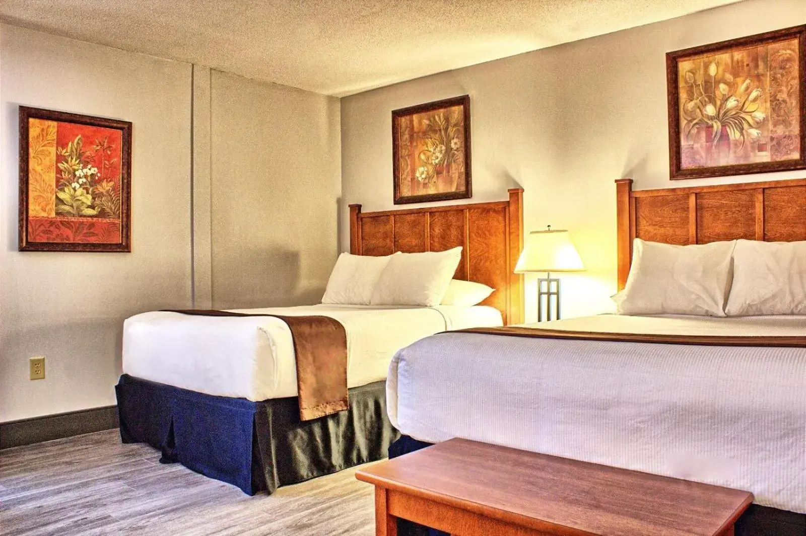 Double Room with Two Double Beds in Maritime Inn Antigonish Double Room with Two Double Beds in Maritime Inn Antigonish