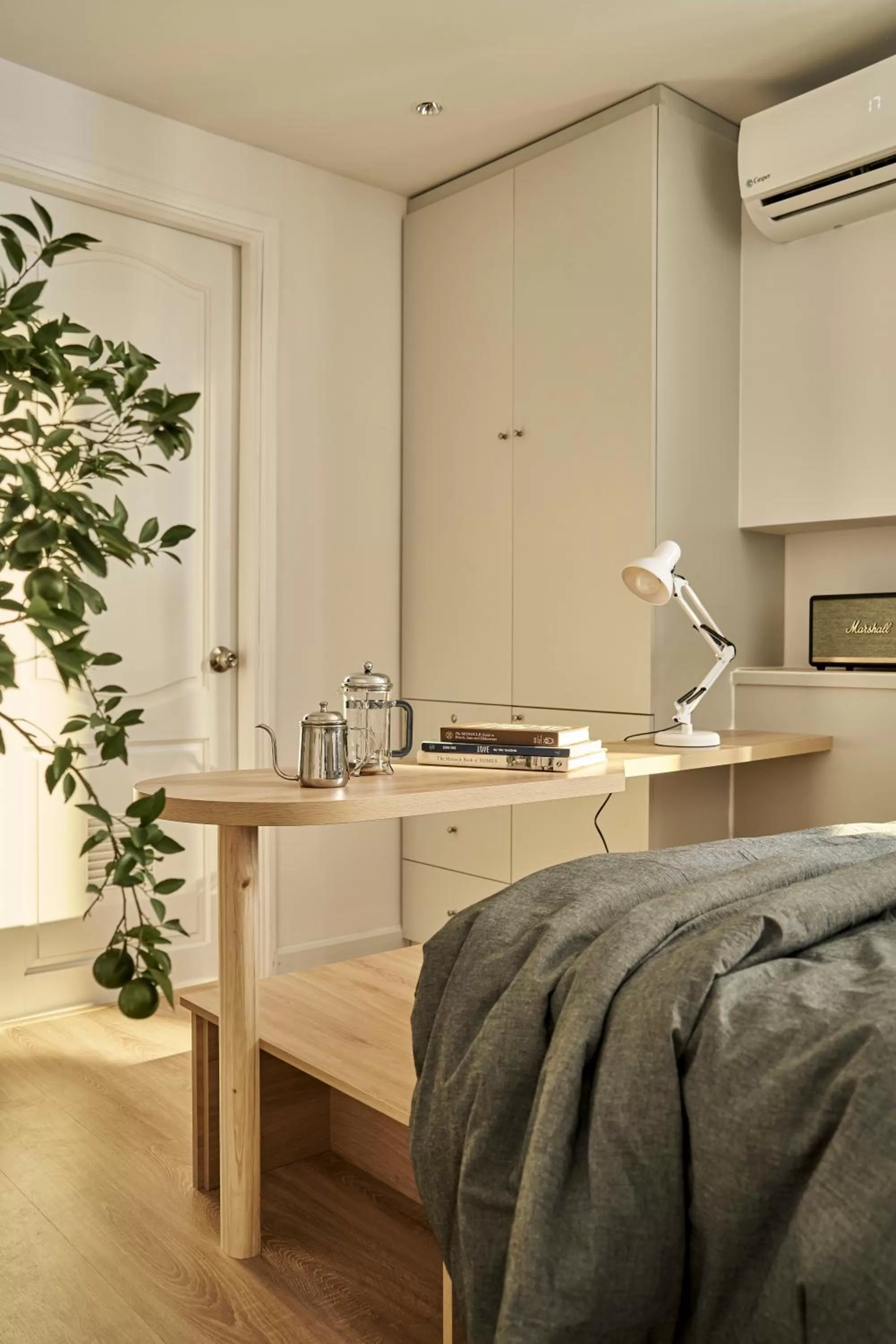 wardrobe in Express by M Village Đông Du