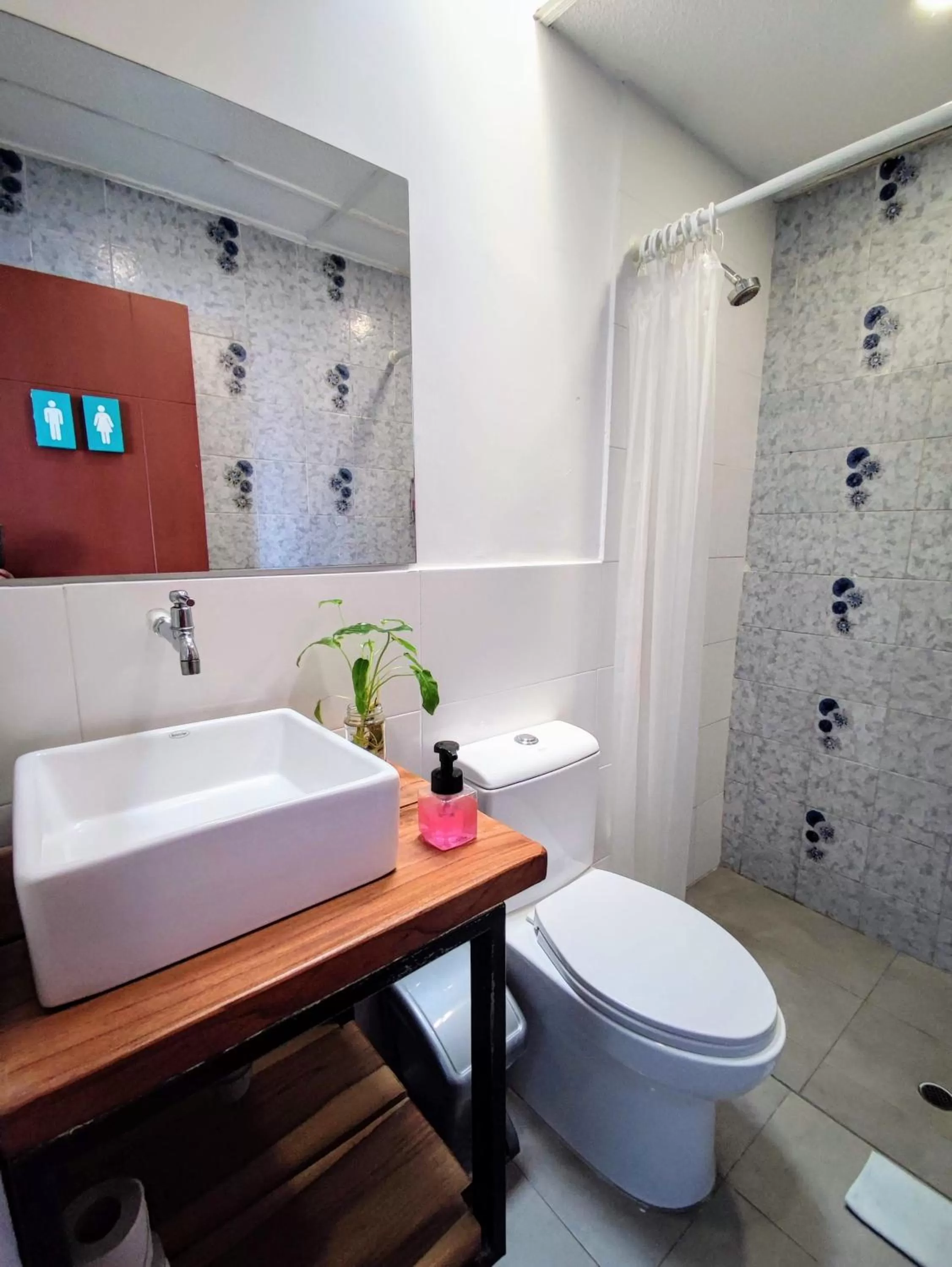 Bathroom in Bona Vida Hotel