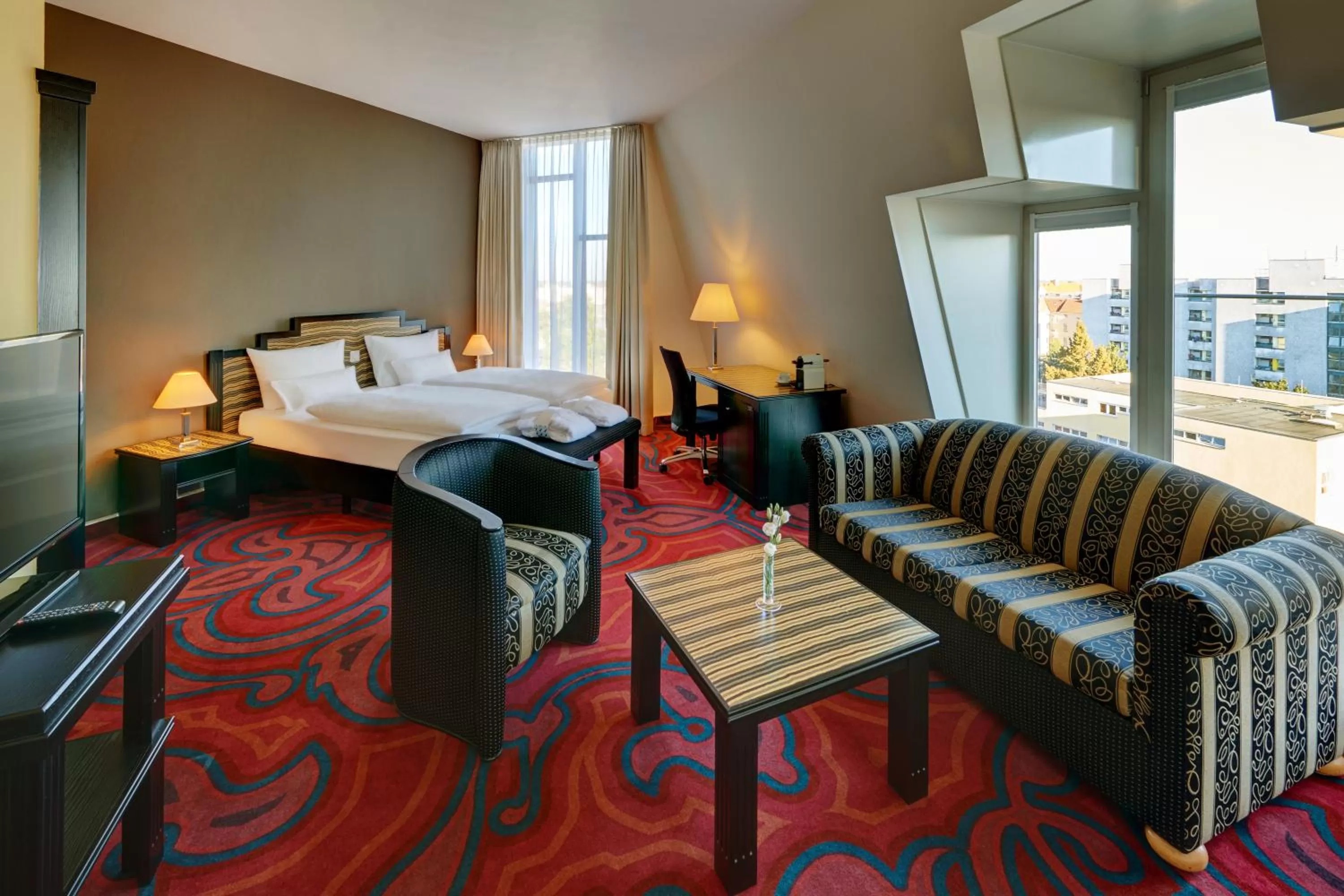 Privilege Double Room with Sofa in Mercure Hotel Berlin Tempelhof