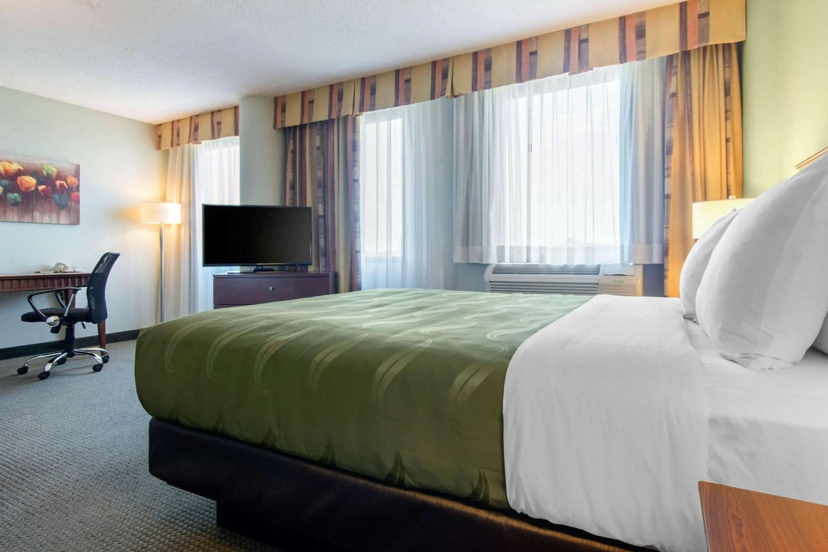 Photo of the whole room in Quality Hotel et Centre de Congres