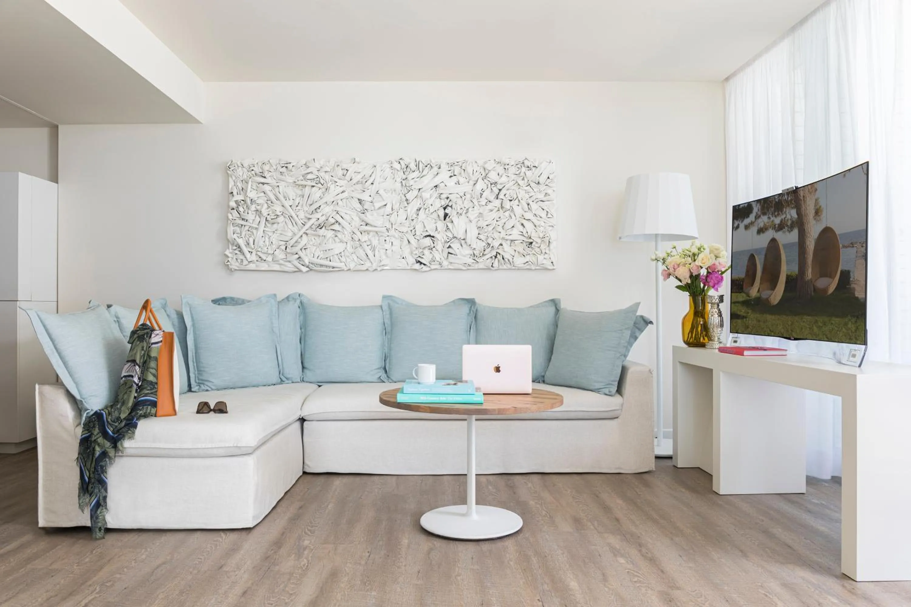 Living room in ME Ibiza - The Leading Hotels of the World