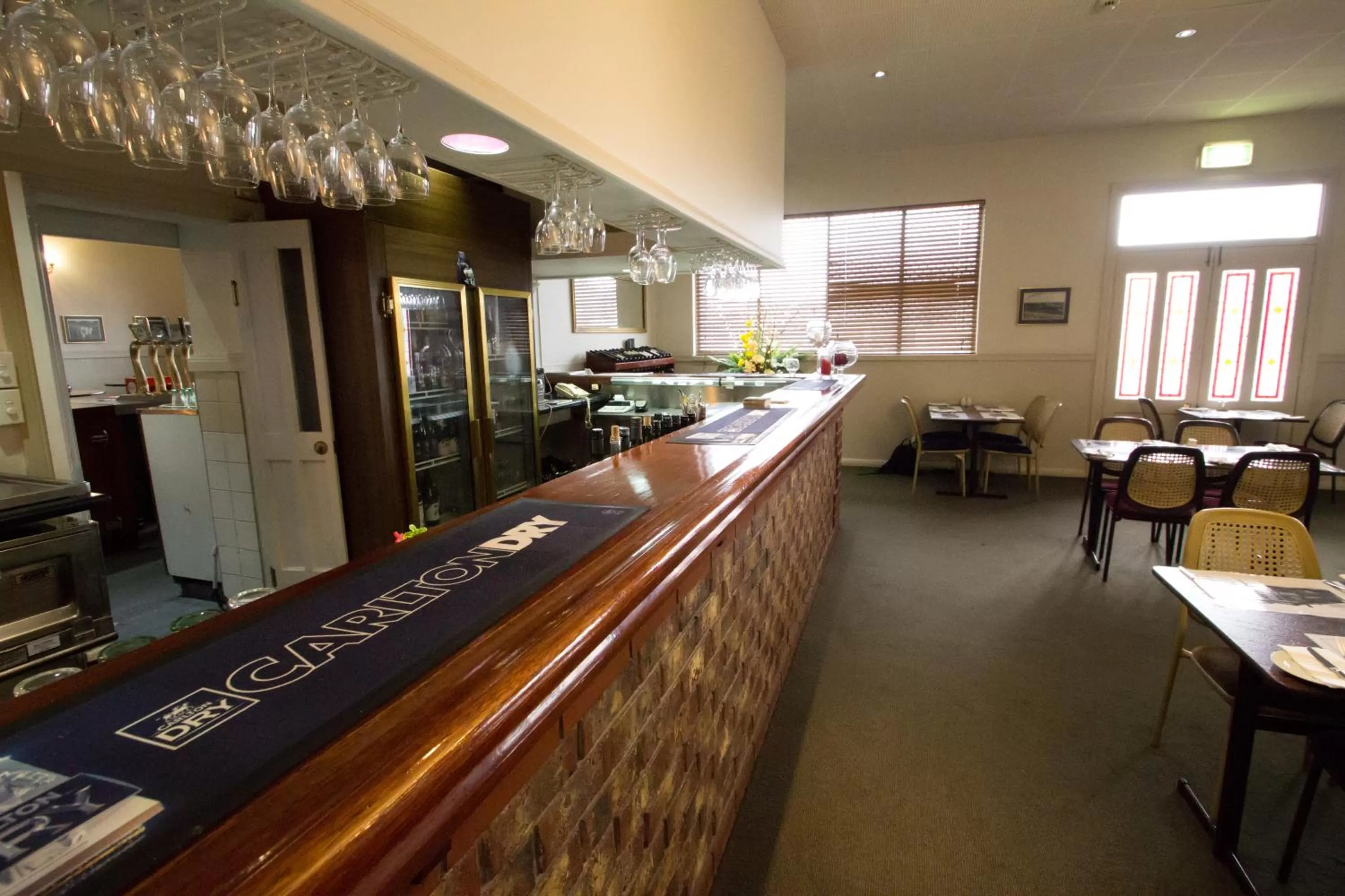 Restaurant/places to eat in Old Willyama Motor Inn