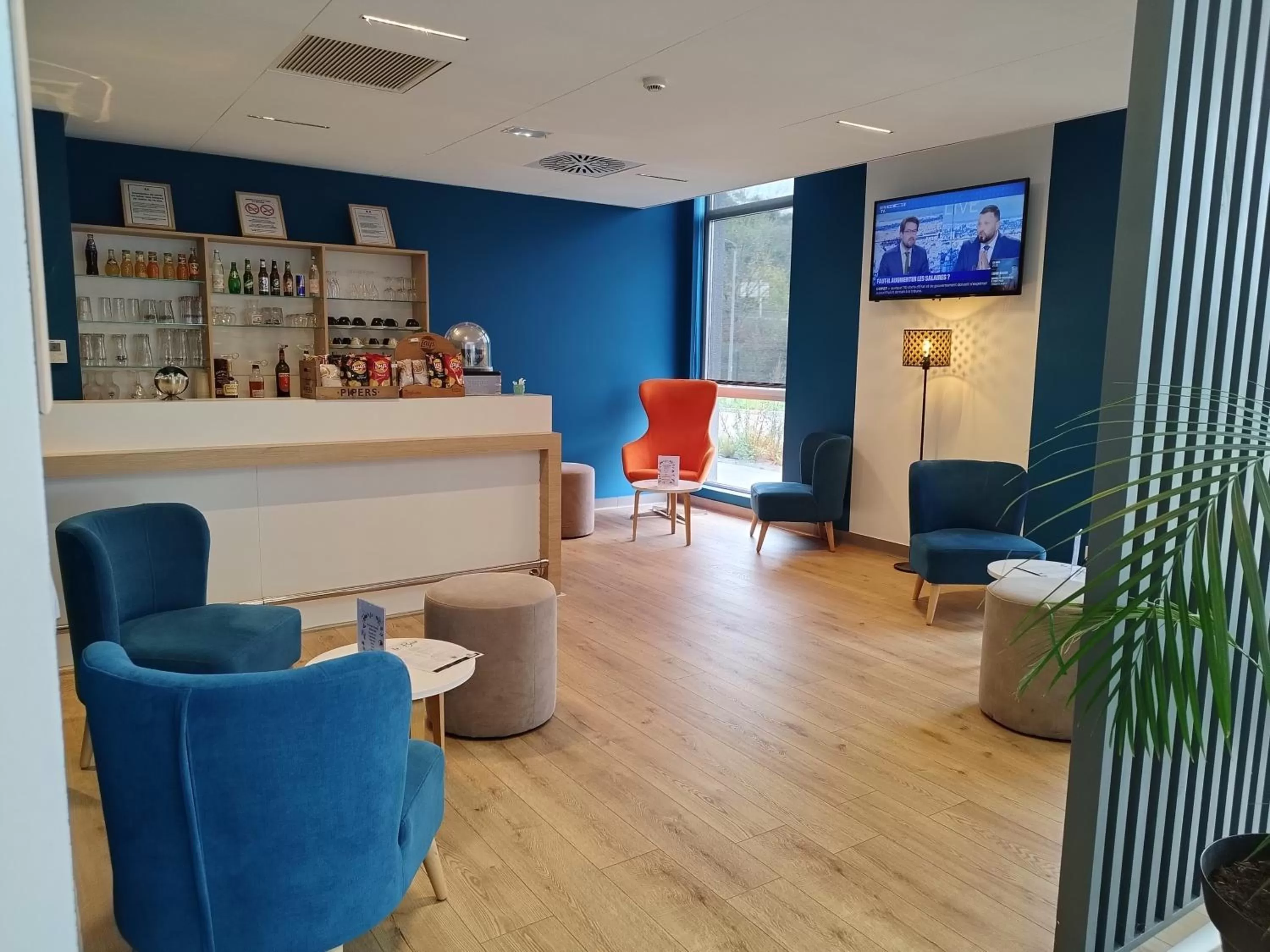 Living room in Hôtel AKENA Besançon