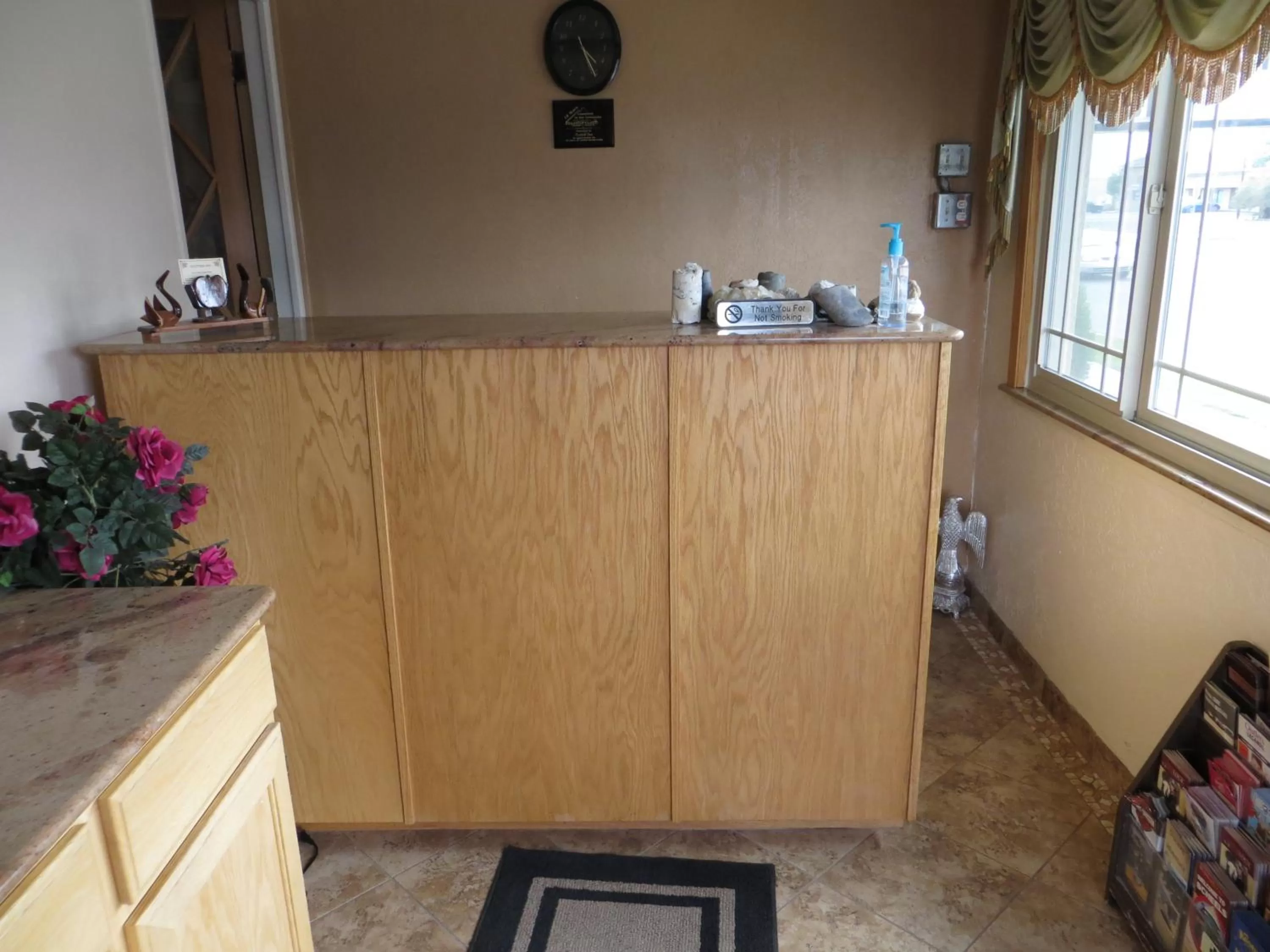 Lobby or reception in Scottish Inn Winnemucca