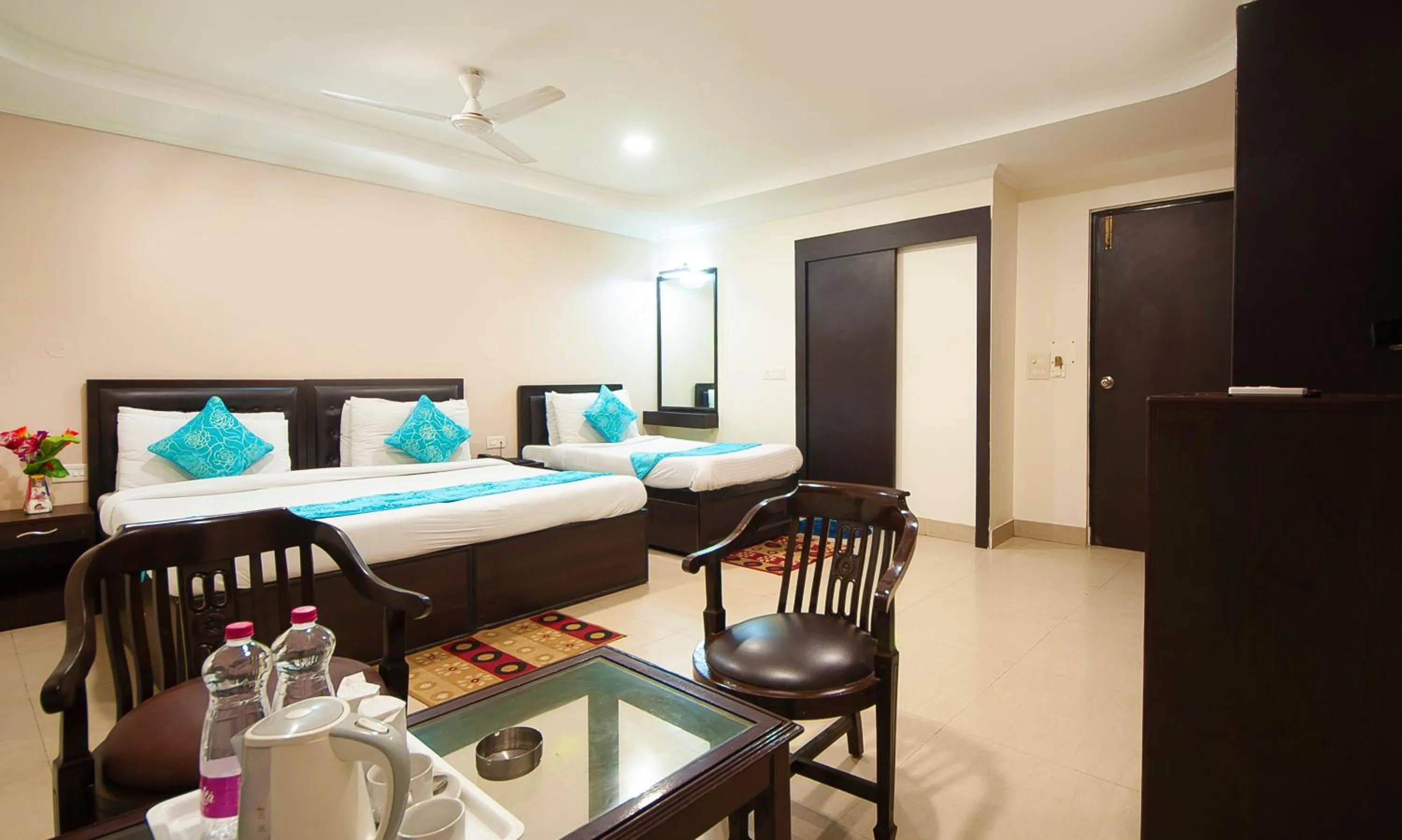 Bedroom, Bed in HOTEL DAKHA INTERNATIONAL - Karol Bagh, New Delhi