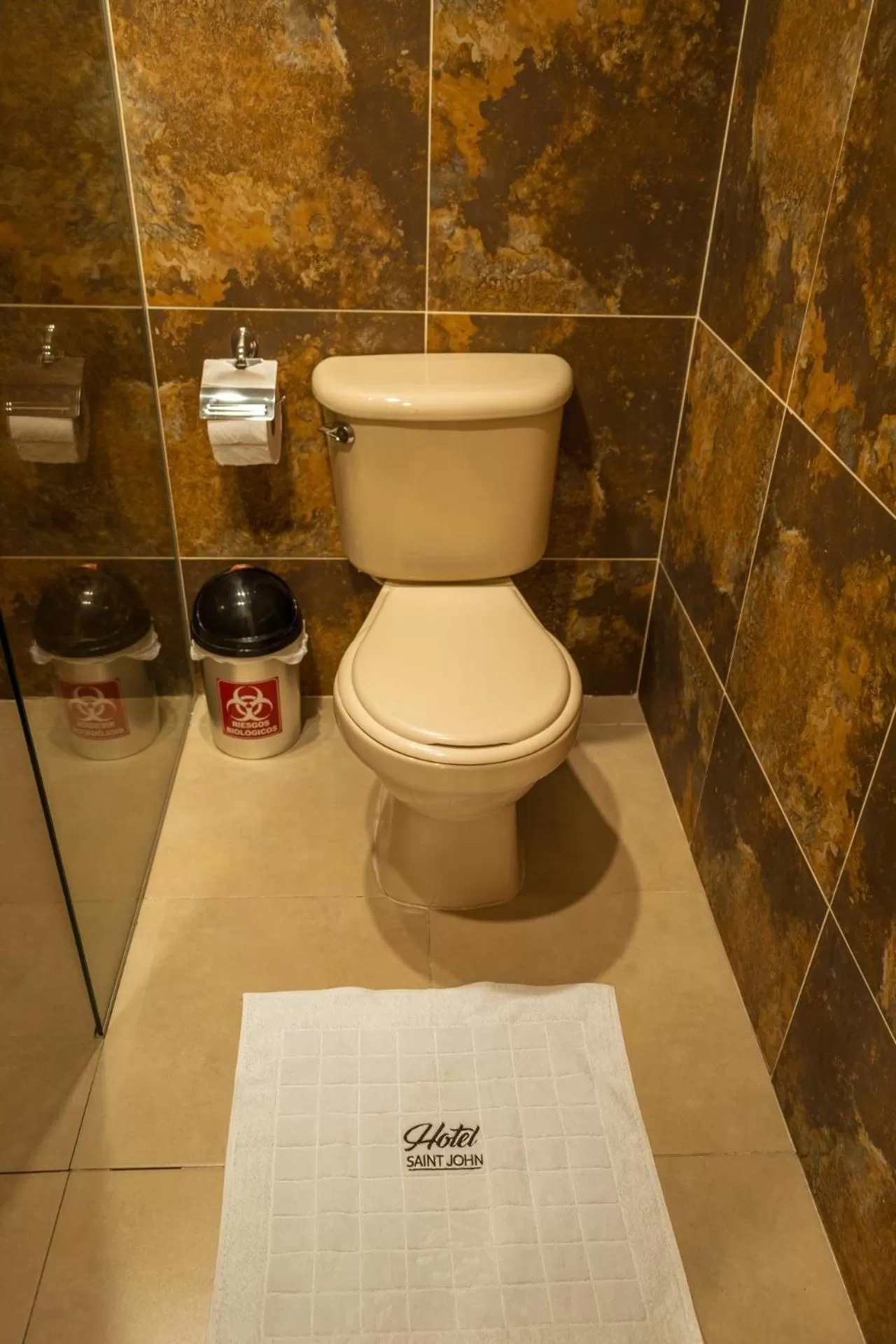 Bathroom in Hotel Saint John