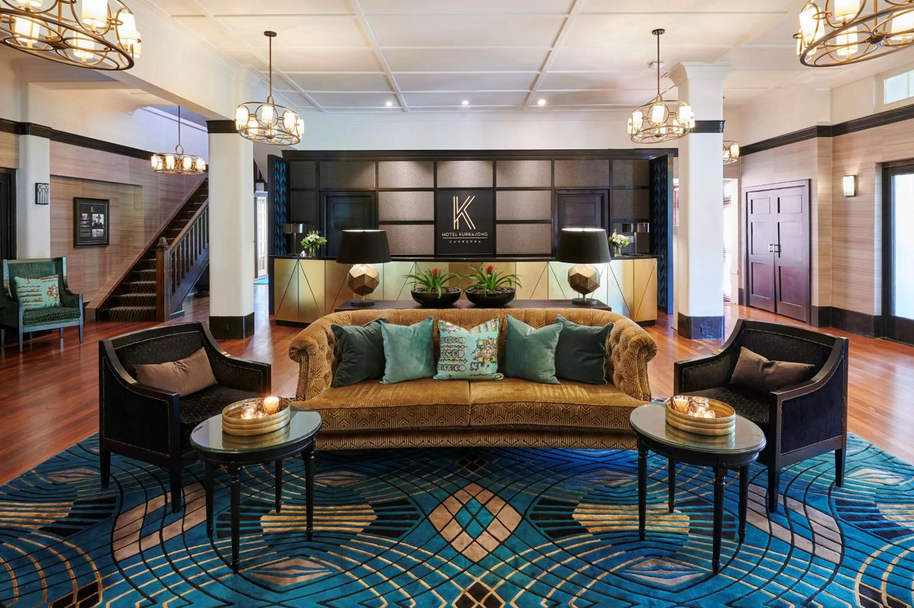 Lobby or reception in Hotel Kurrajong Canberra