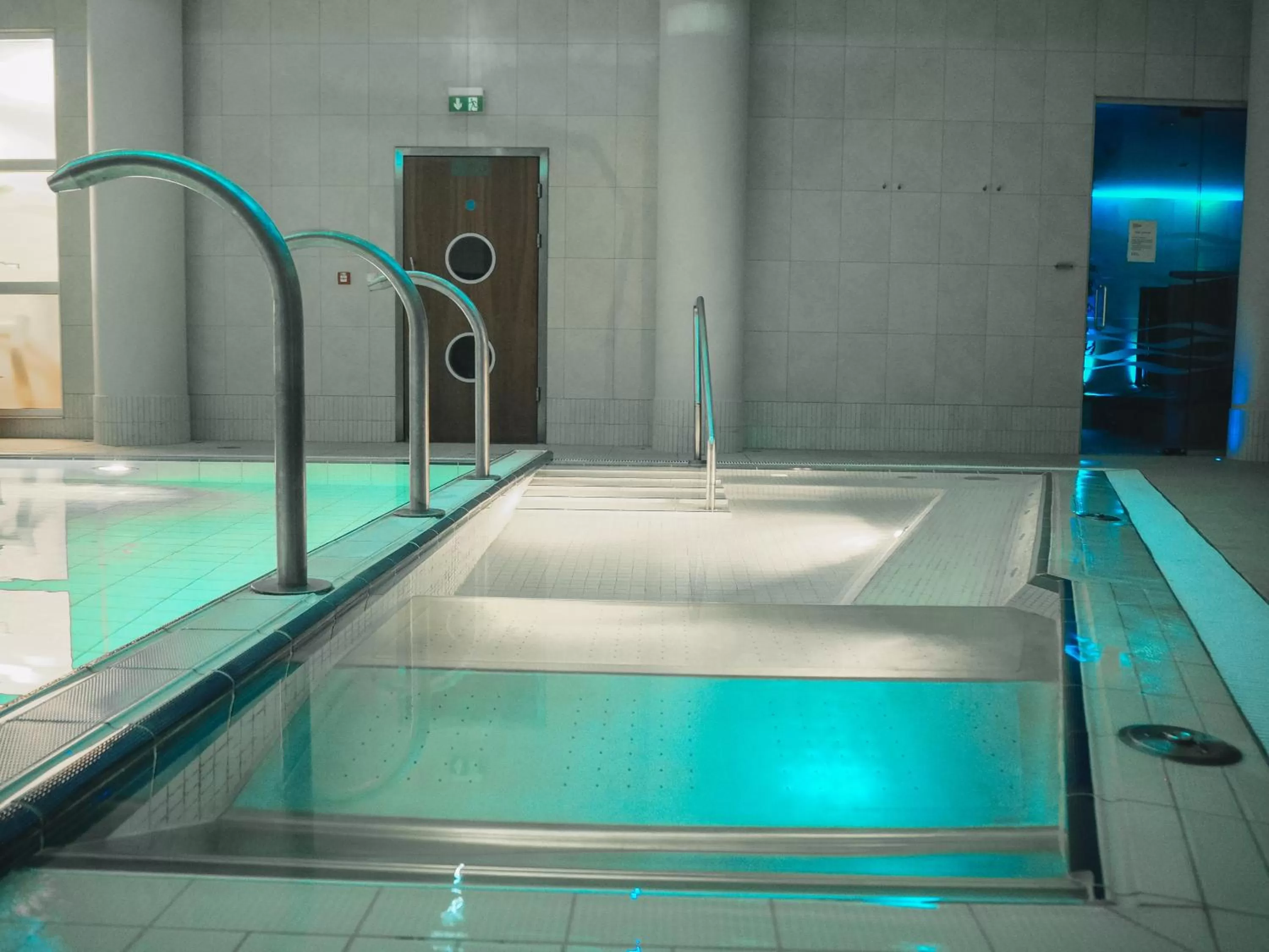Hot Tub in The Royal Yacht