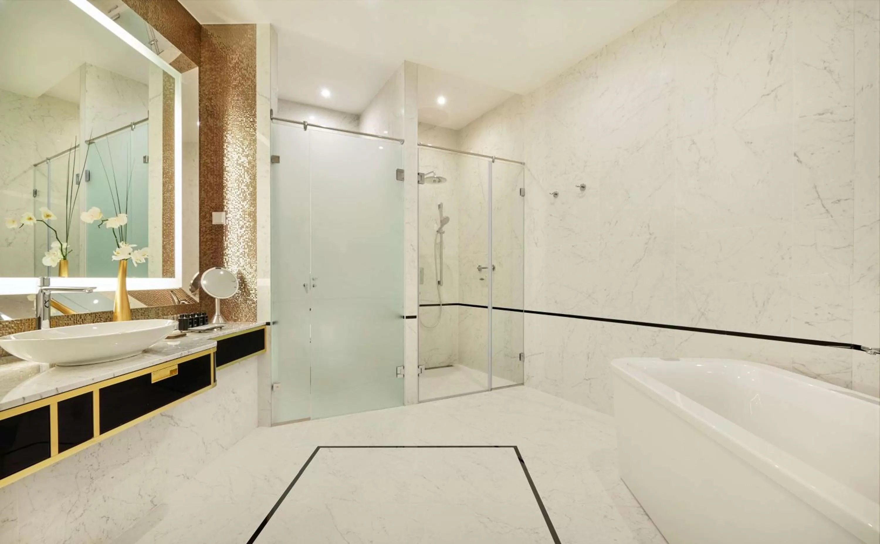 Photo of the whole room in Párisi Udvar Hotel Budapest, part of Hyatt