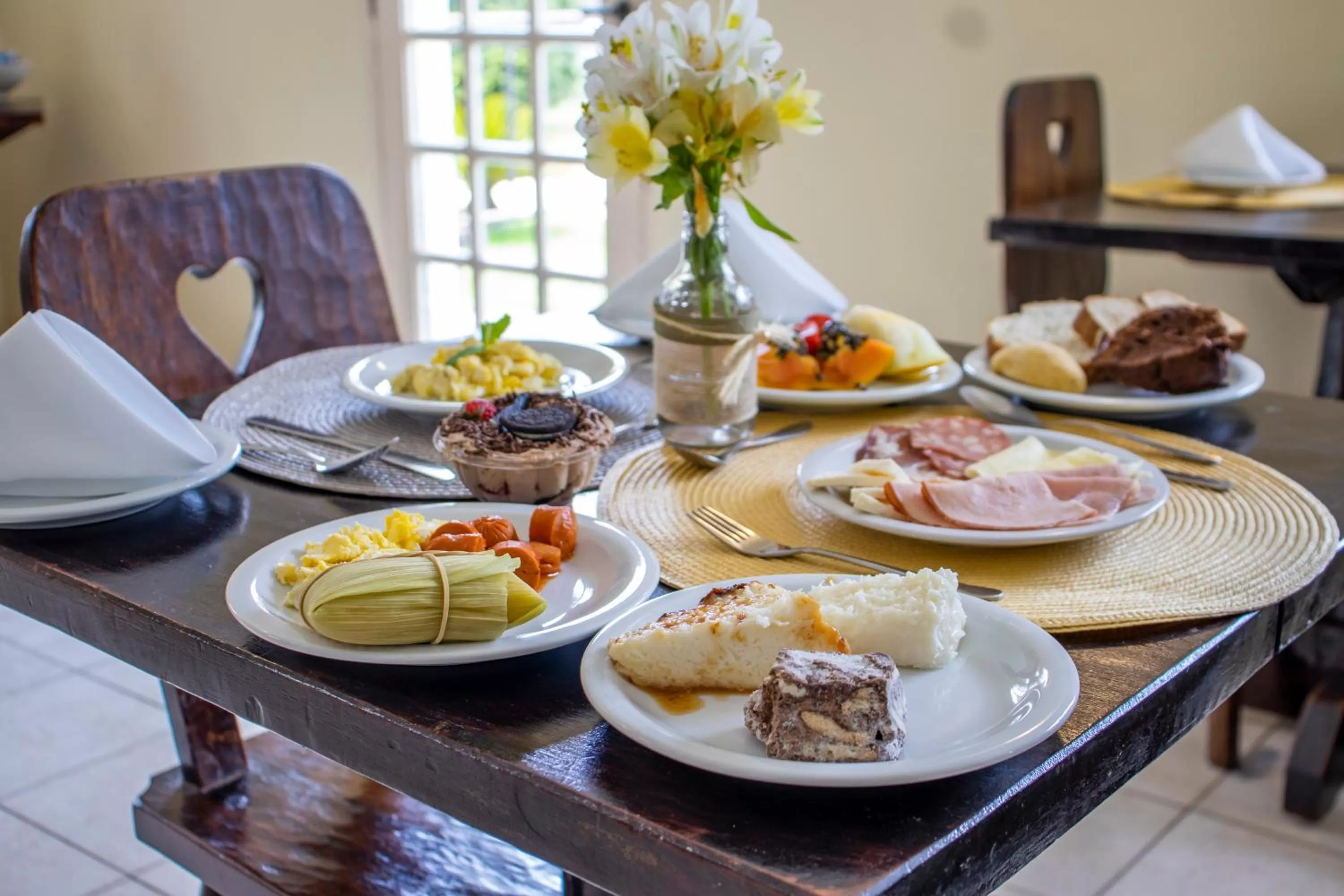 Breakfast in Green Village Hotel