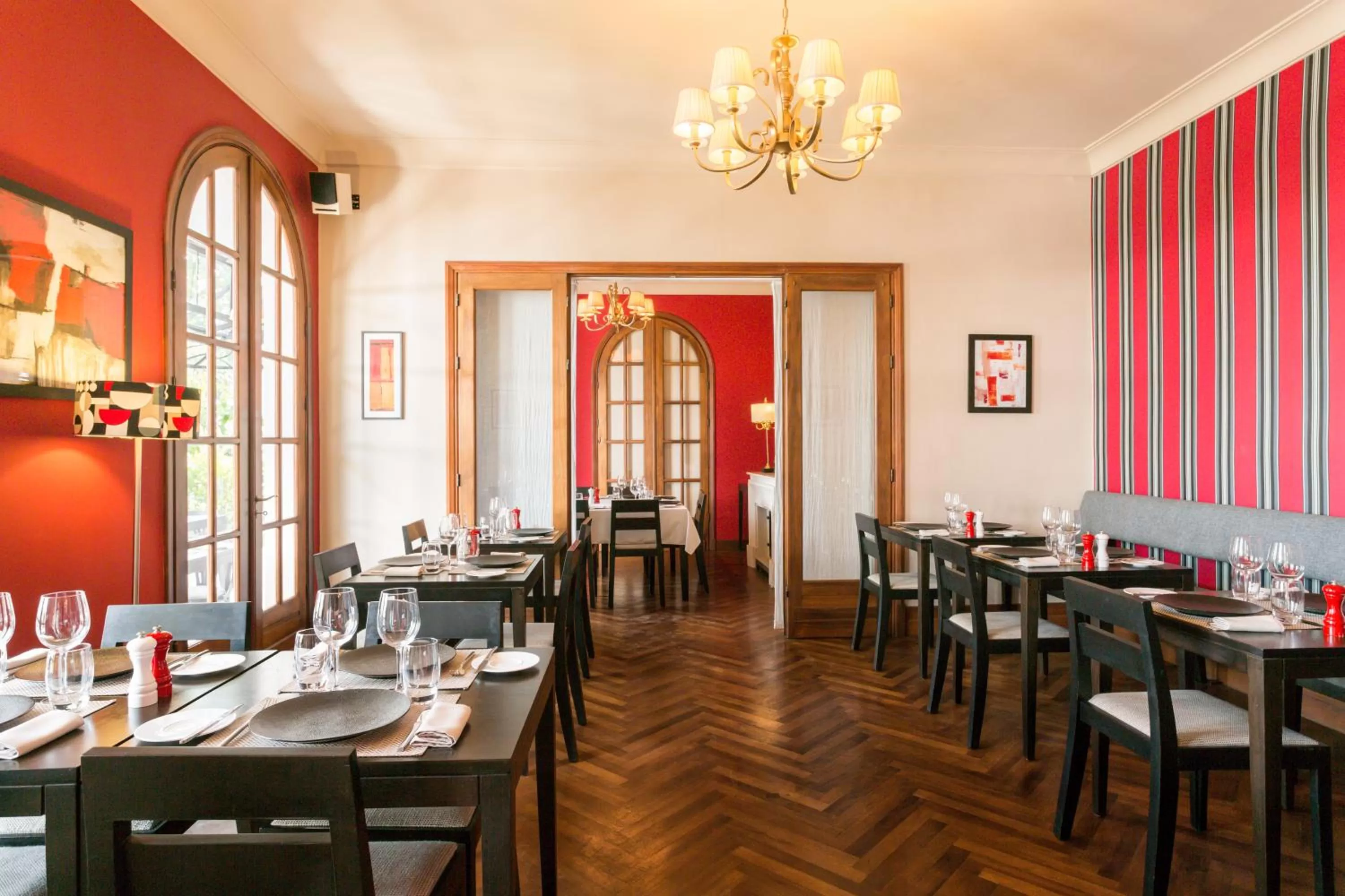 Restaurant/Places to Eat in The Citizen