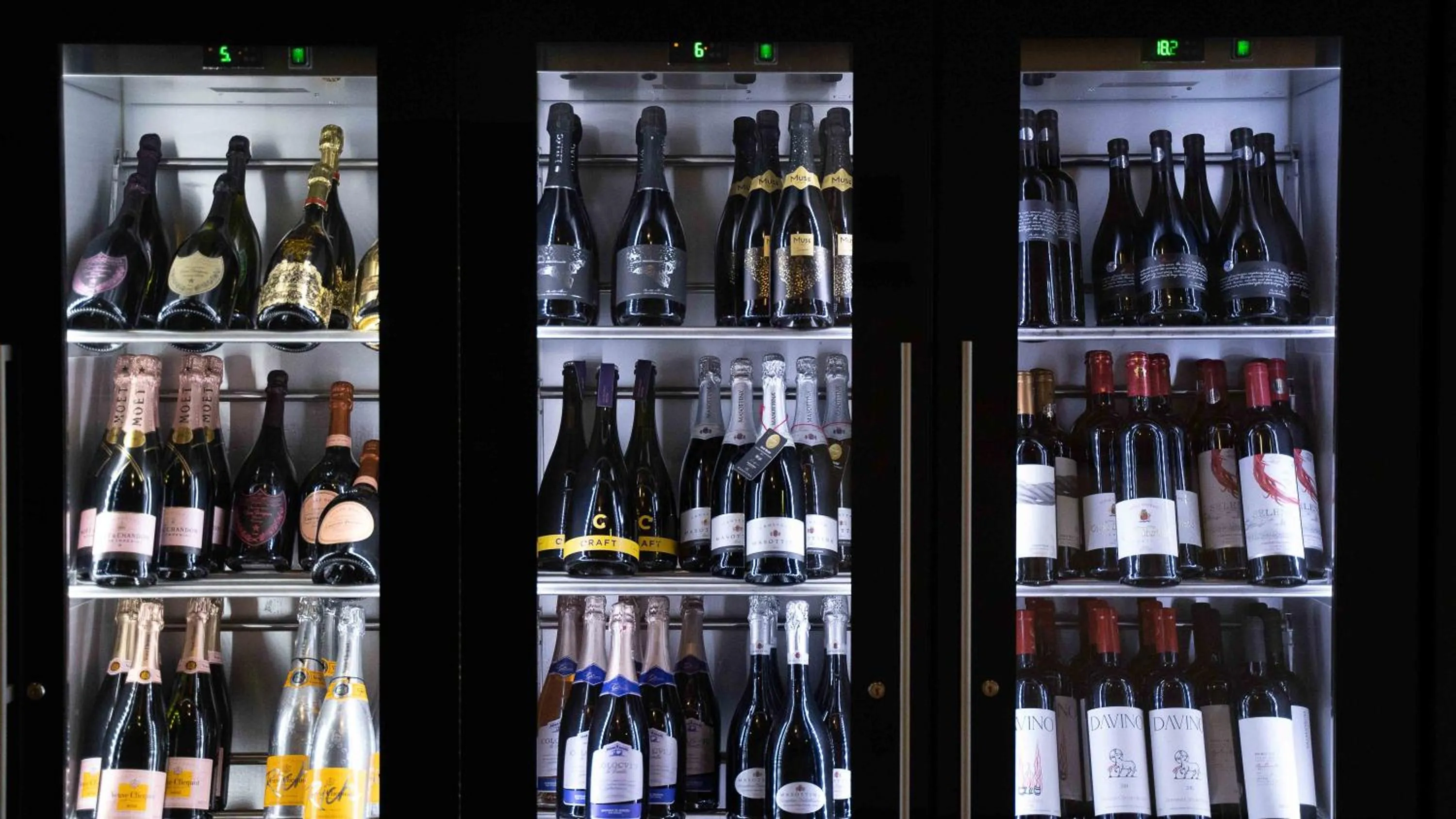 Restaurant/places to eat in Teleferic Grand Hotel