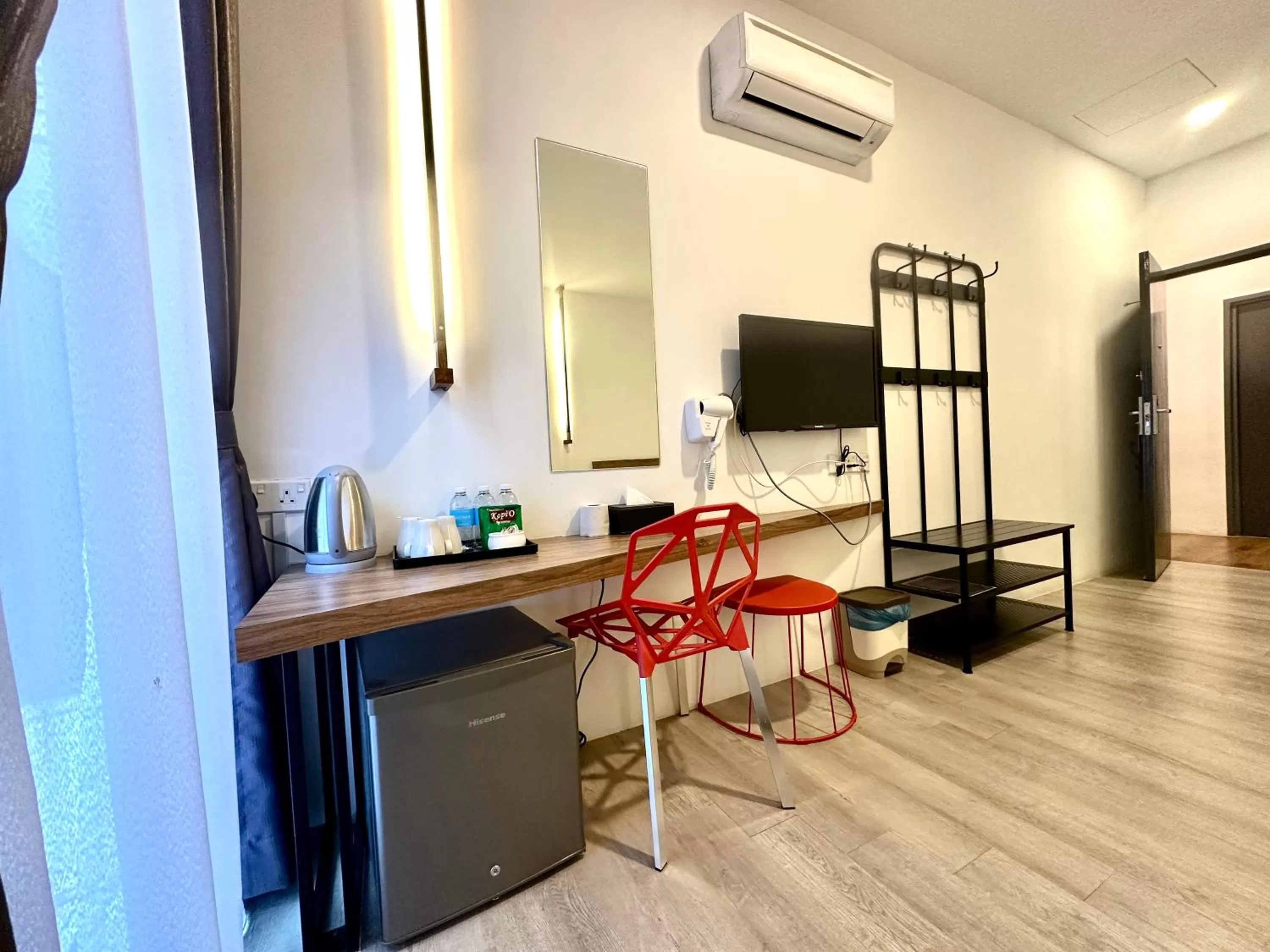 Coffee/tea facilities in C Y C Heritage Hotel