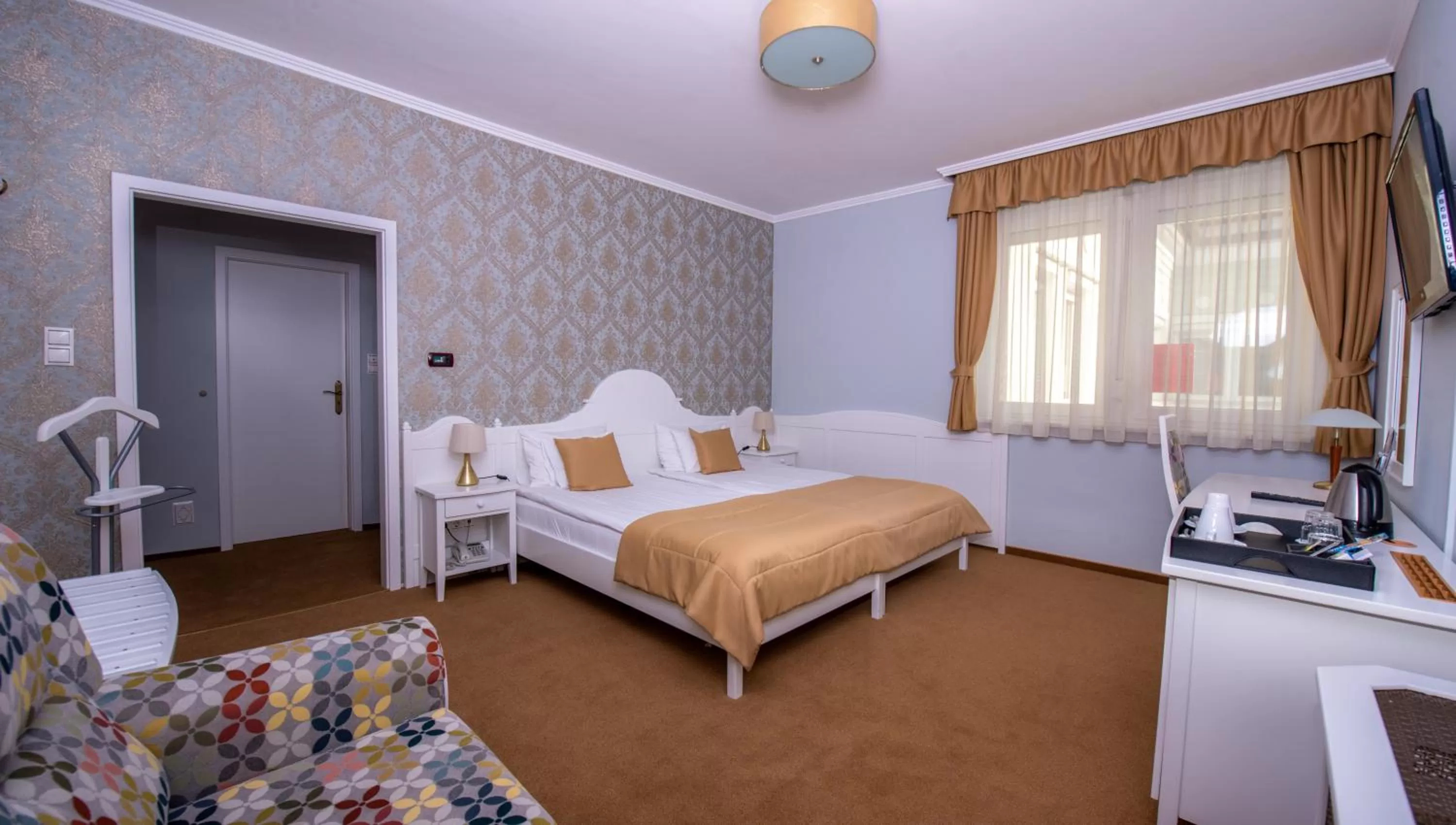 Photo of the whole room, Bed in Hotel Villa Classica